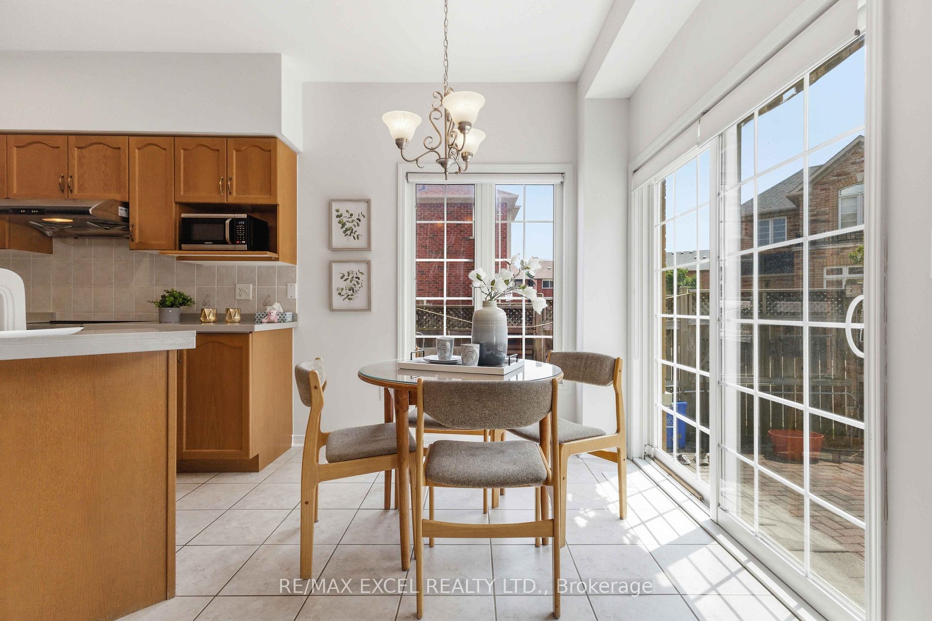 Photo 18 of 174 Roy Rainey Avenue, Markham, Wismer — HOMEH
