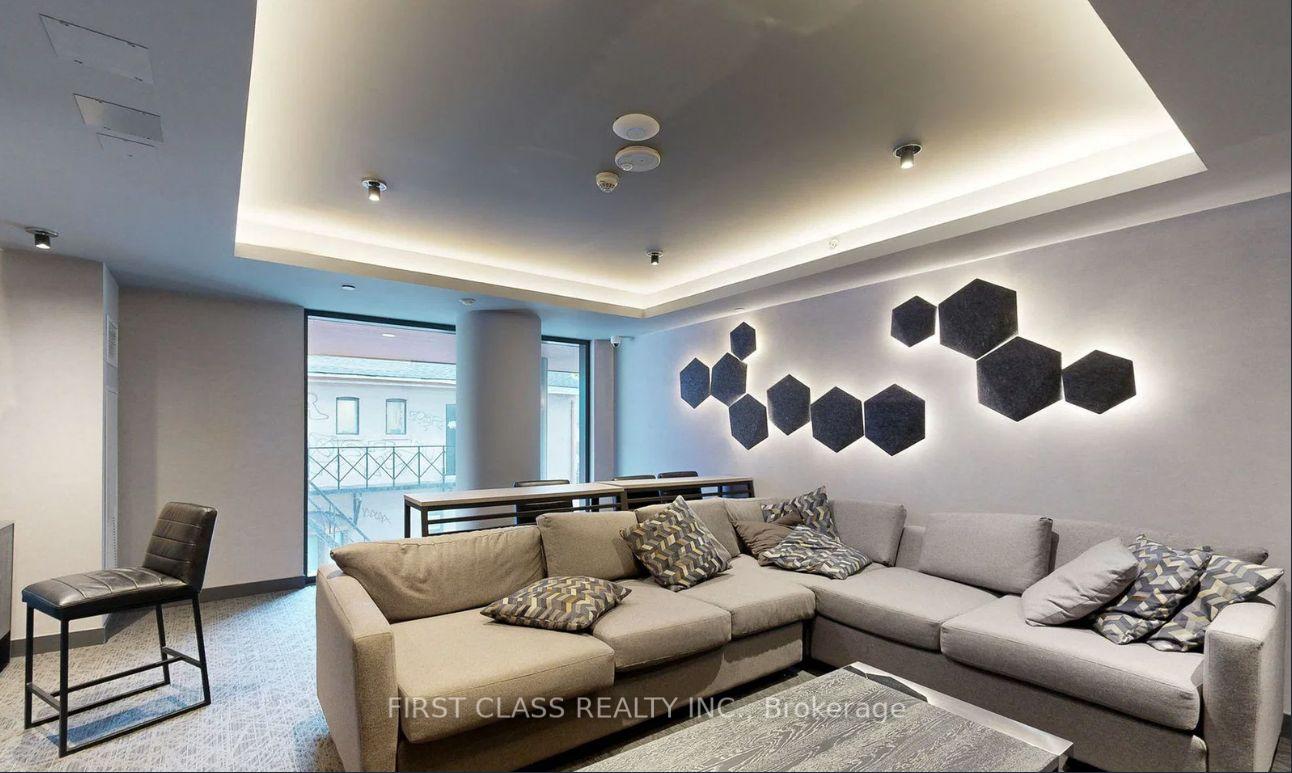 Photo 17 of Unit 1806, 203 College Street, Toronto, Kensington-Chinatown — HOMEH