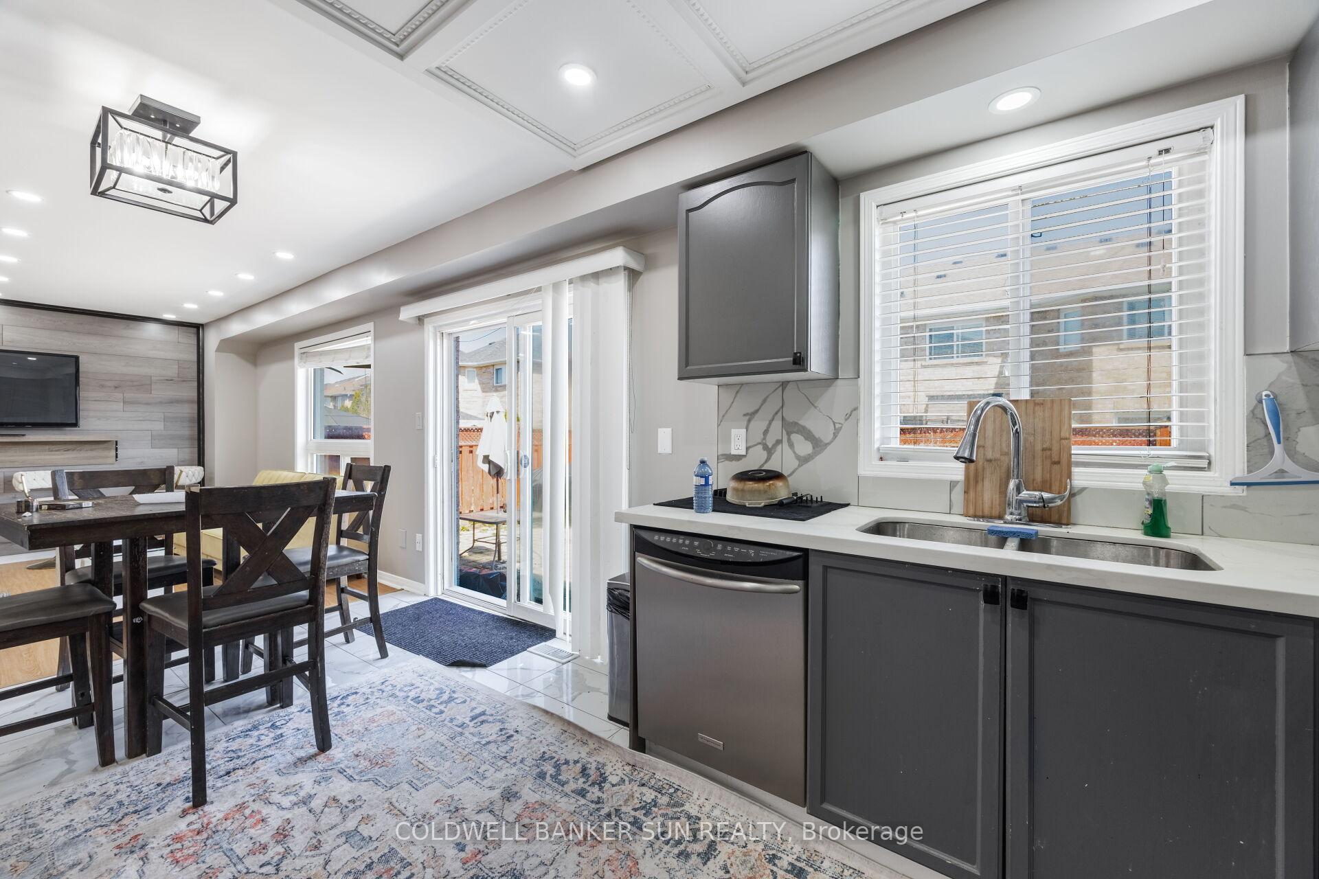 Photo 21 of 21 Sunnyview Road, Brampton, Fletcher's Meadow — HOMEH