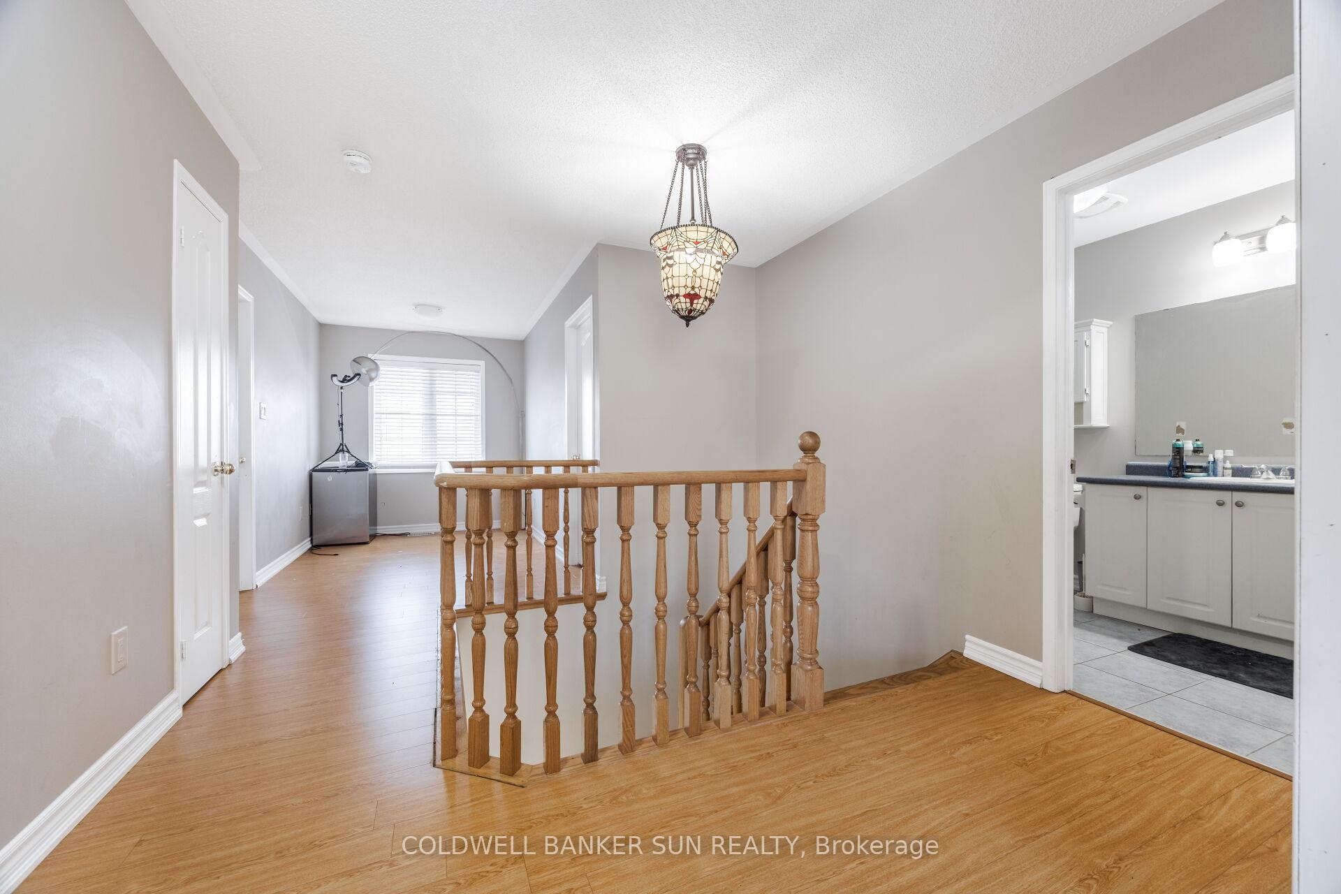 Photo 26 of 21 Sunnyview Road, Brampton, Fletcher's Meadow — HOMEH