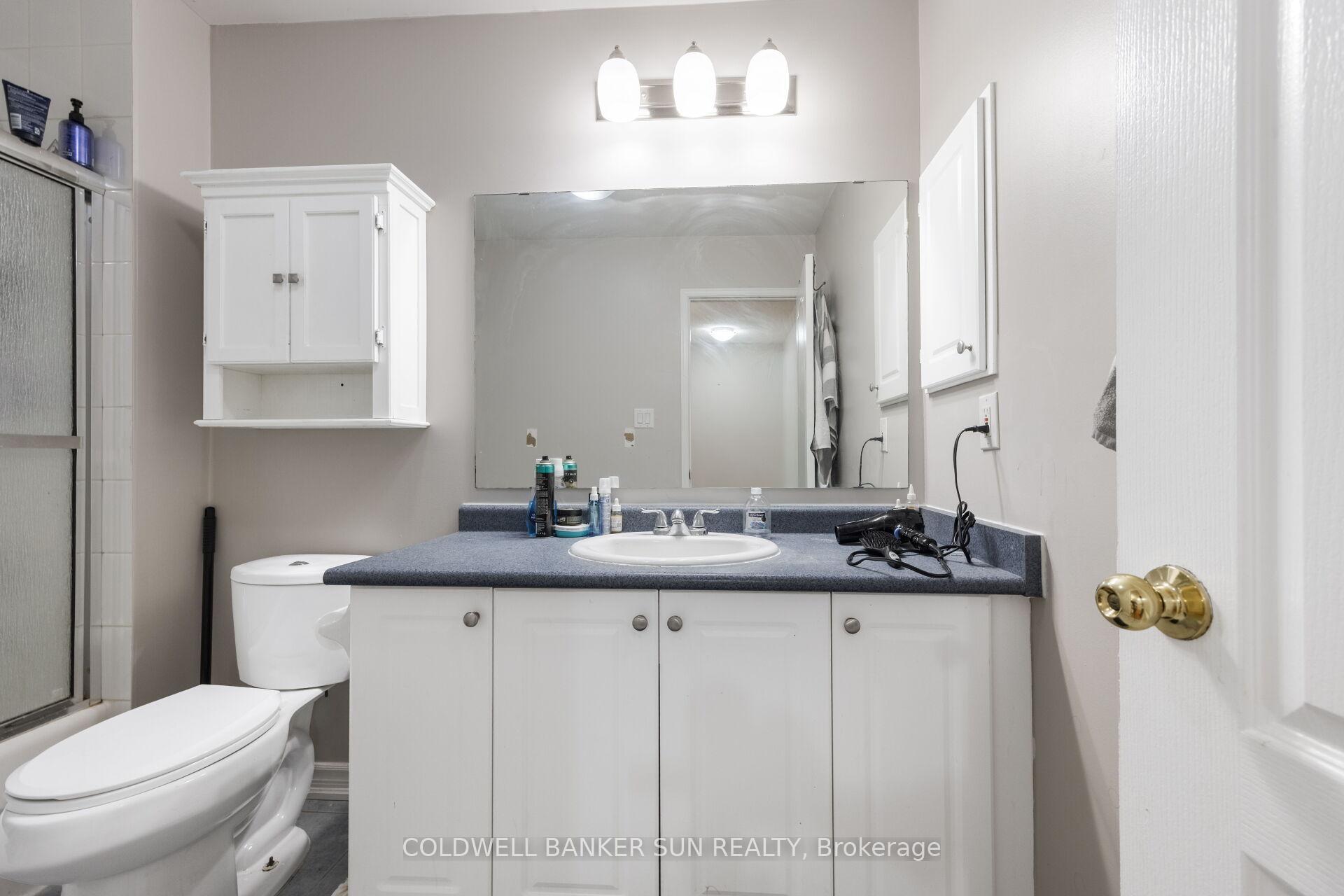 Photo 38 of 21 Sunnyview Road, Brampton, Fletcher's Meadow — HOMEH