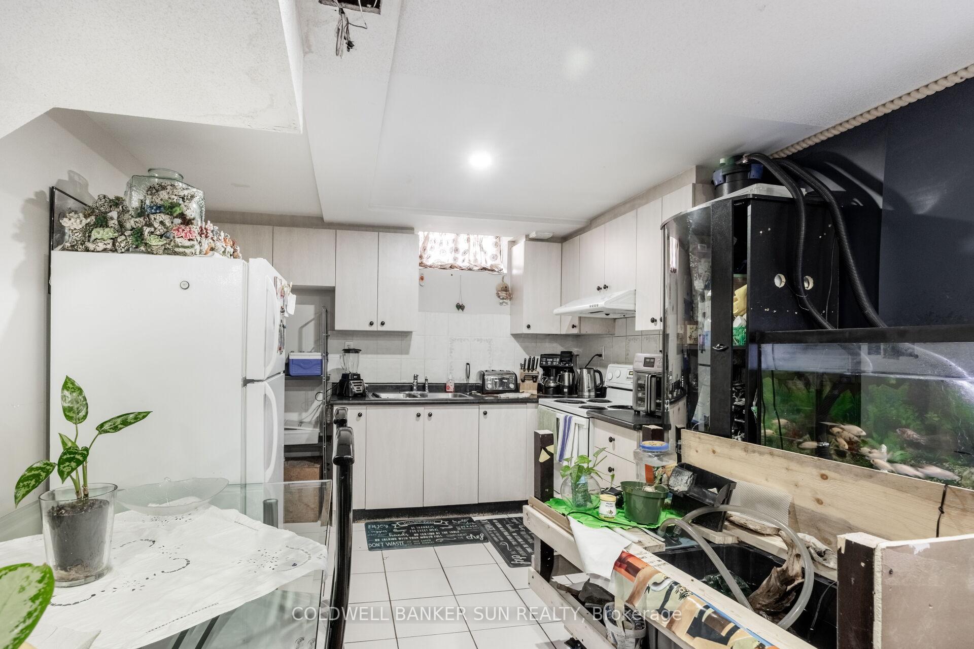 Photo 40 of 21 Sunnyview Road, Brampton, Fletcher's Meadow — HOMEH