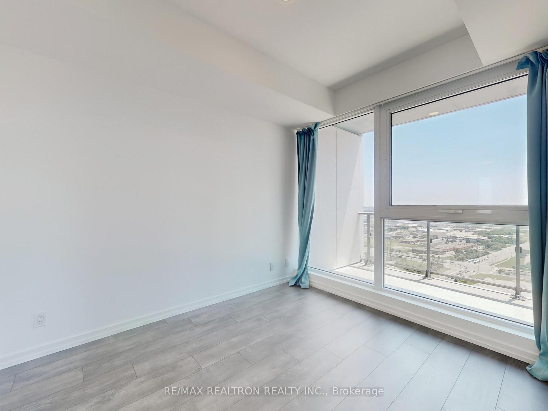 Photo 12 of Unit 3110, 1000 Portage Parkway, Vaughan, Vaughan Corporate Centre — HOMEH