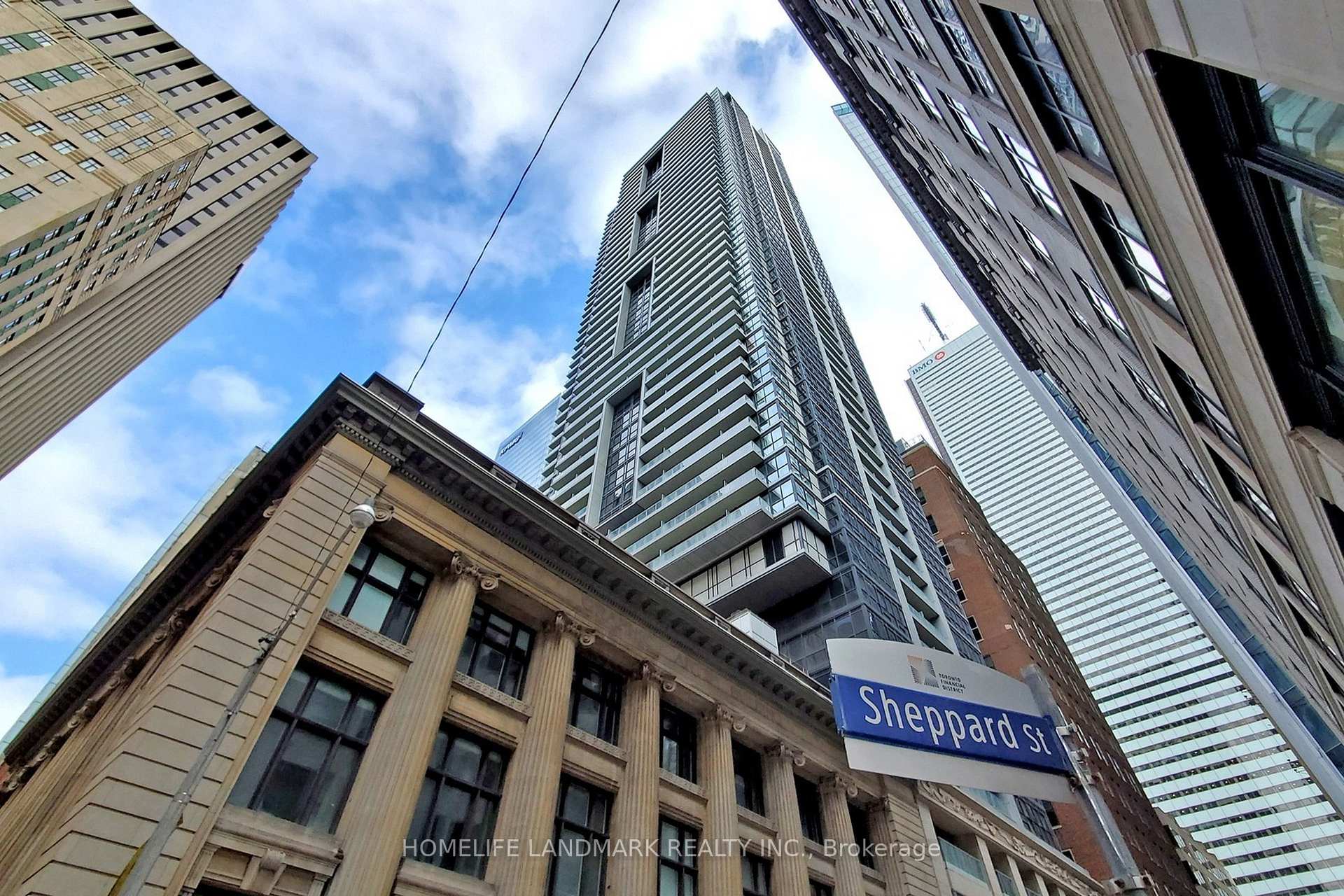 Photo 3 of Unit 903, 70 Temperance Street, Toronto, Bay Street Corridor — HOMEH