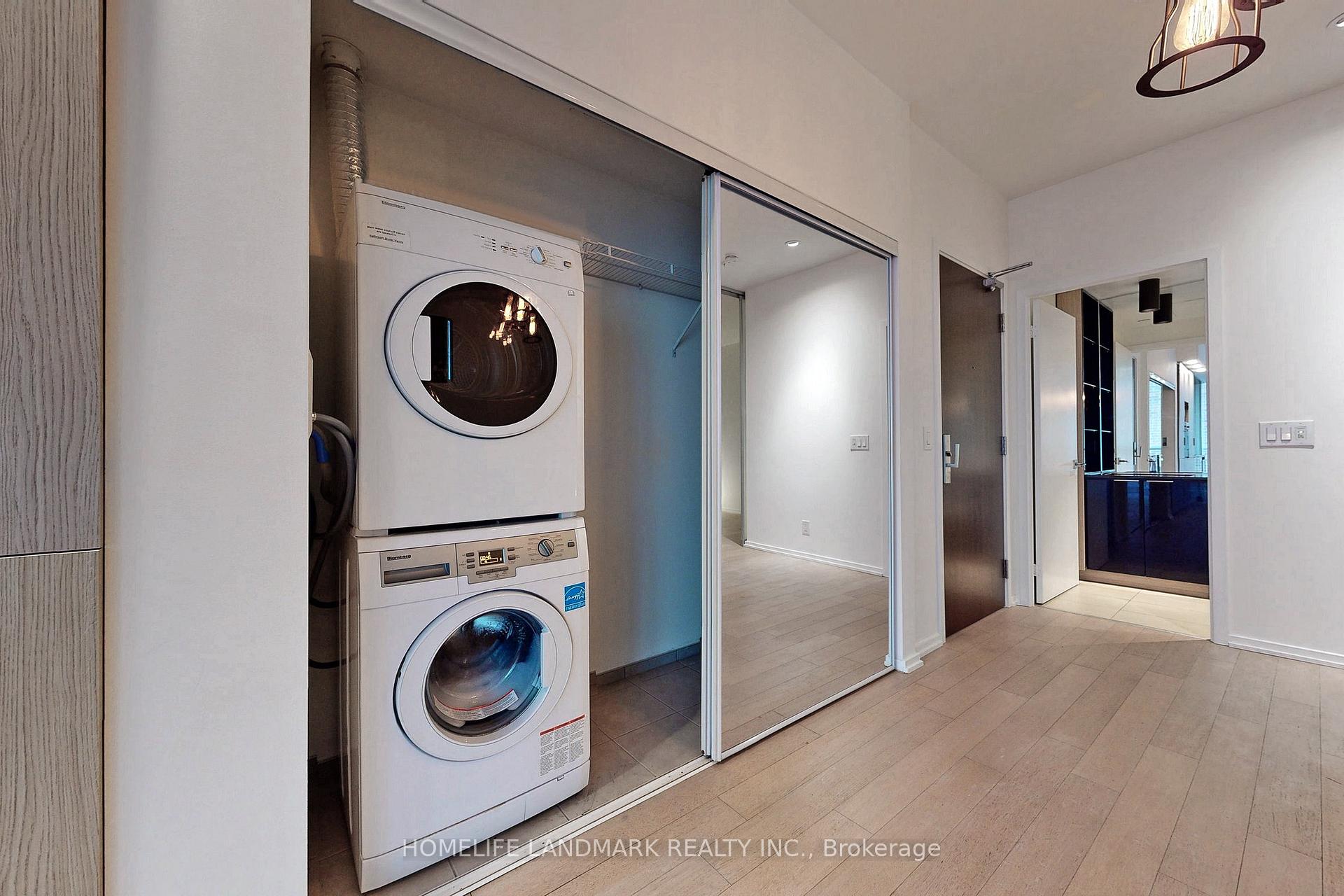 Photo 14 of Unit 903, 70 Temperance Street, Toronto, Bay Street Corridor — HOMEH