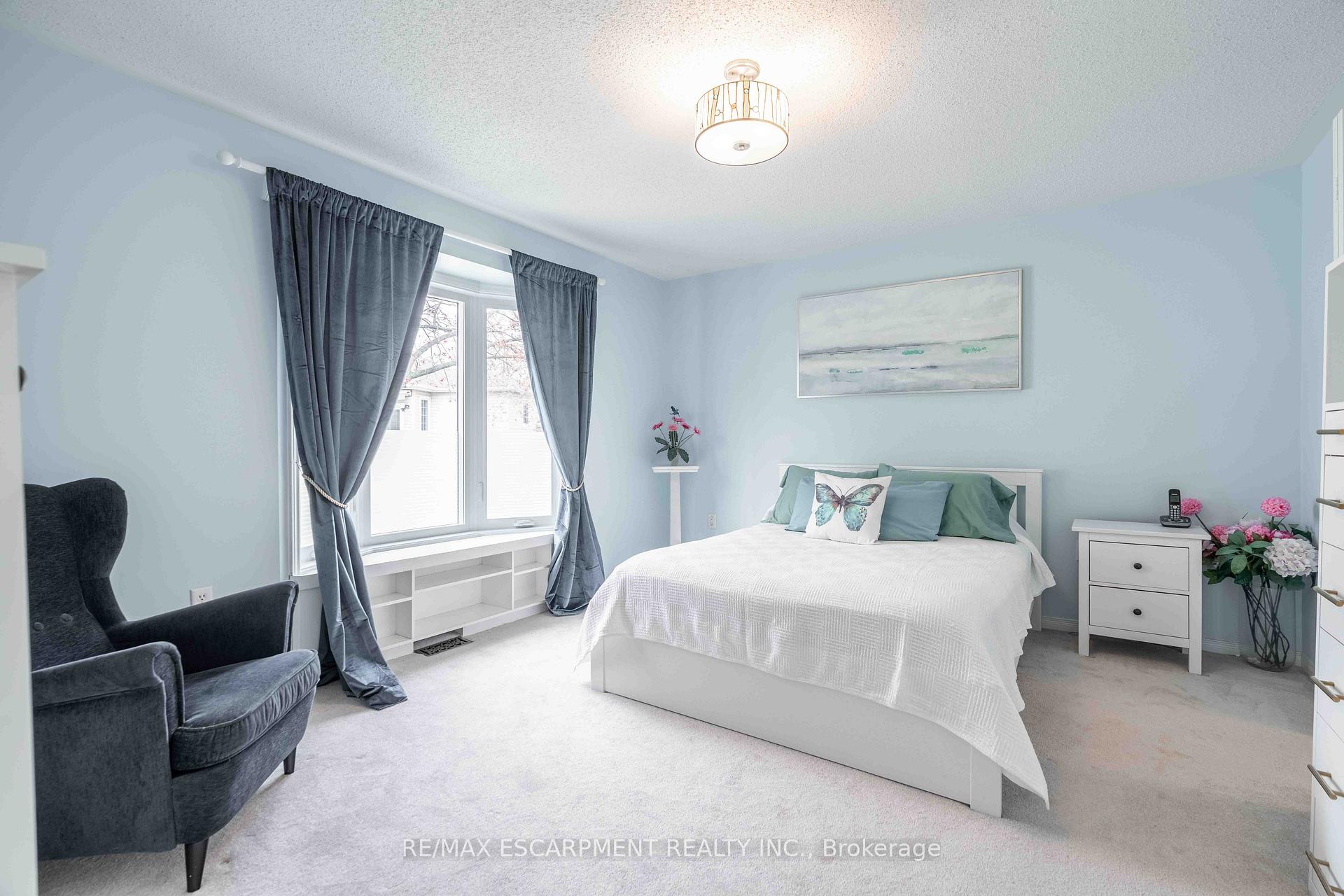 Photo 21 of 195 Silverbirch Boulevard, Hamilton, Rural Glanbrook — HOMEH