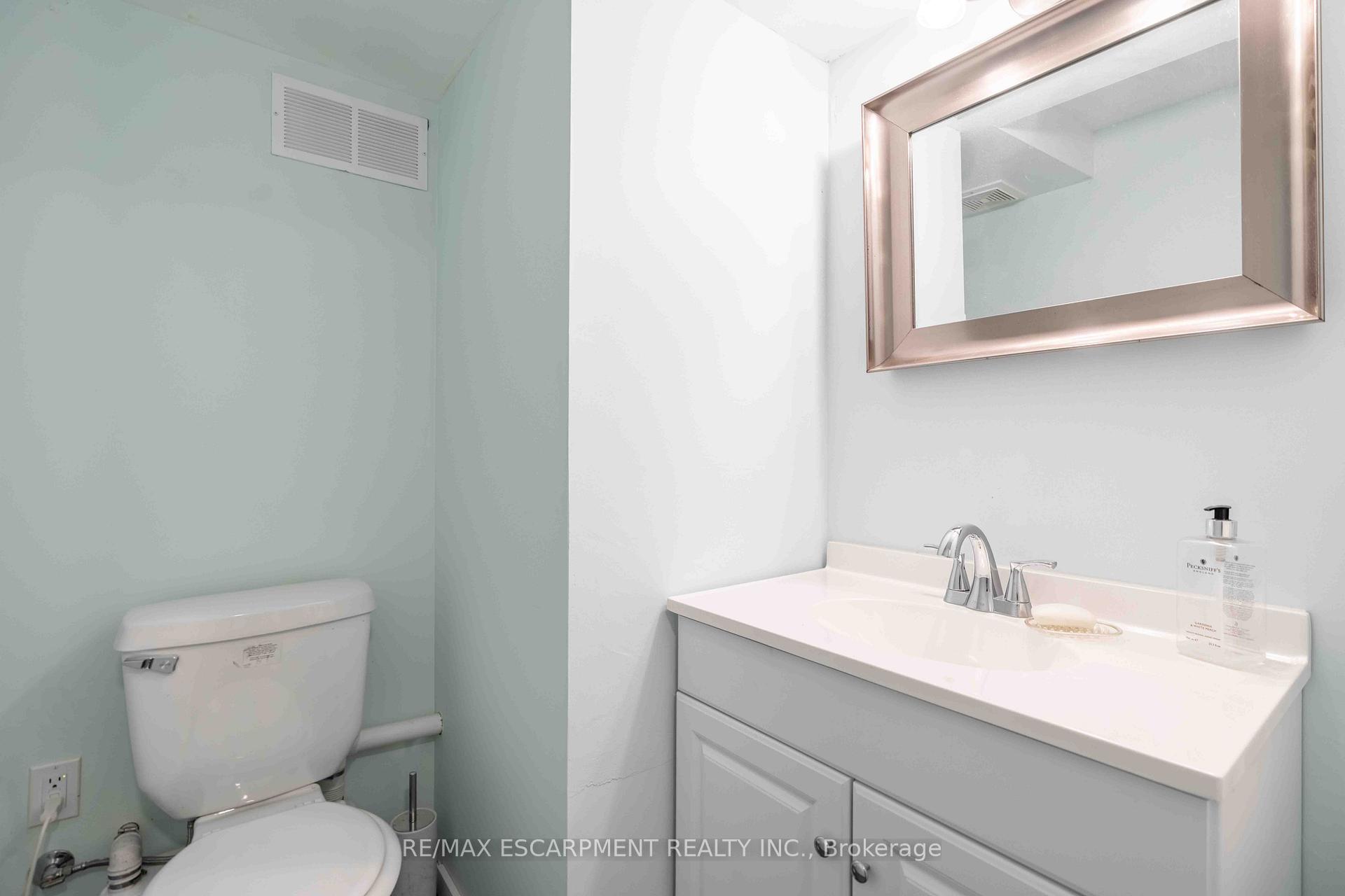 Photo 30 of 195 Silverbirch Boulevard, Hamilton, Rural Glanbrook — HOMEH