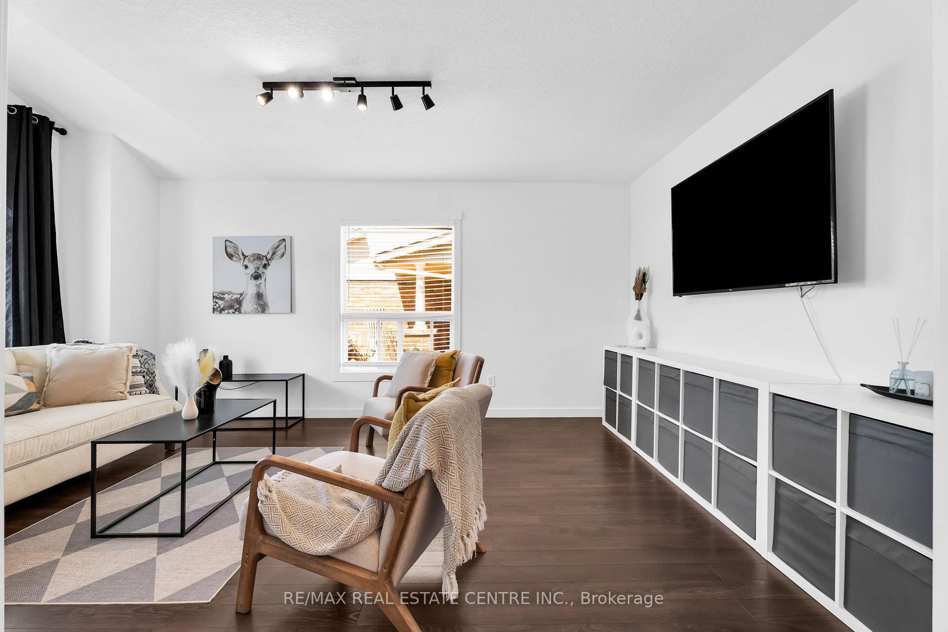Photo 8 of 103 Hunter Road, Orangeville — HOMEH