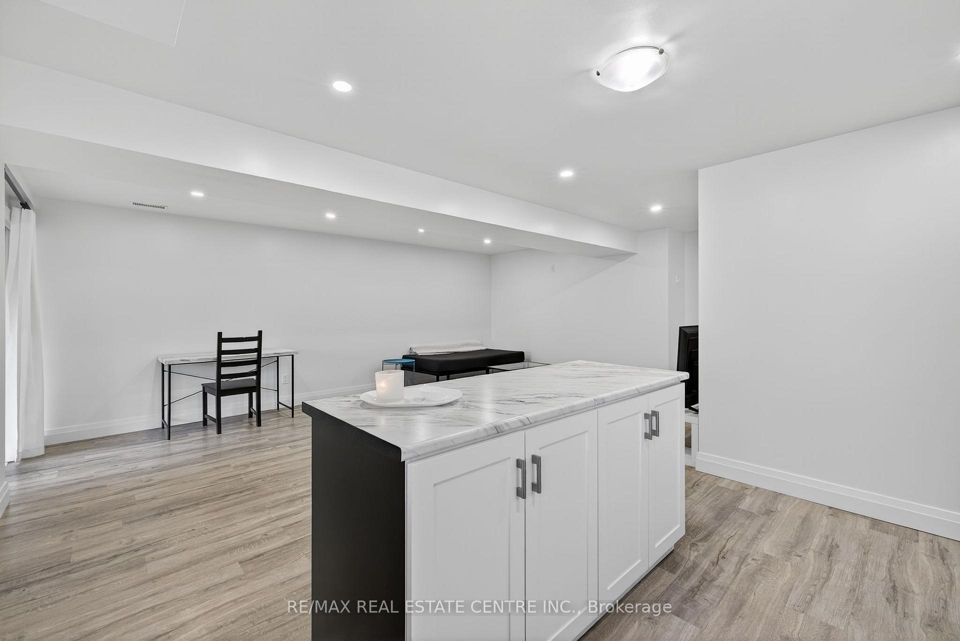 Photo 36 of 103 Hunter Road, Orangeville — HOMEH