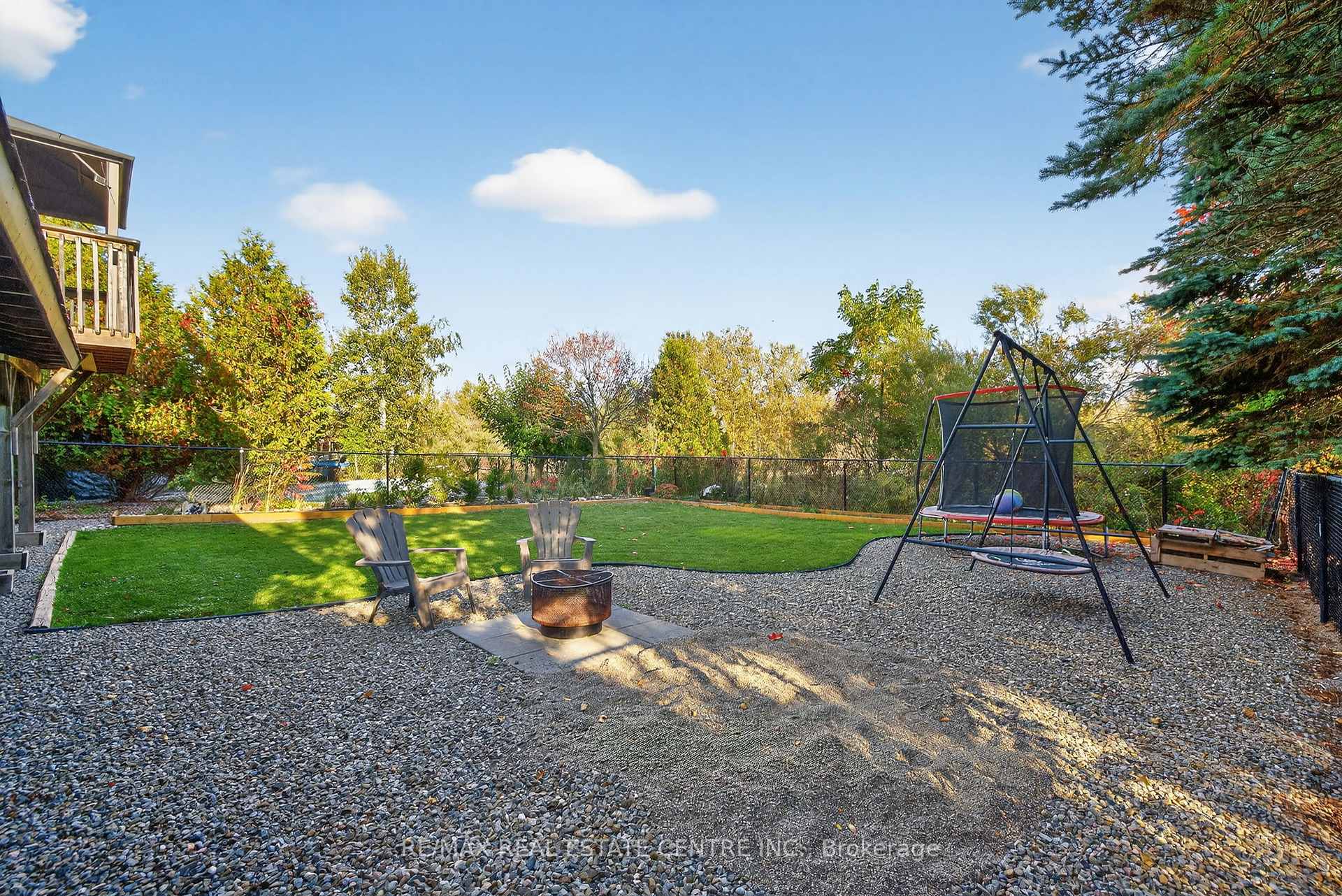 Photo 44 of 103 Hunter Road, Orangeville — HOMEH