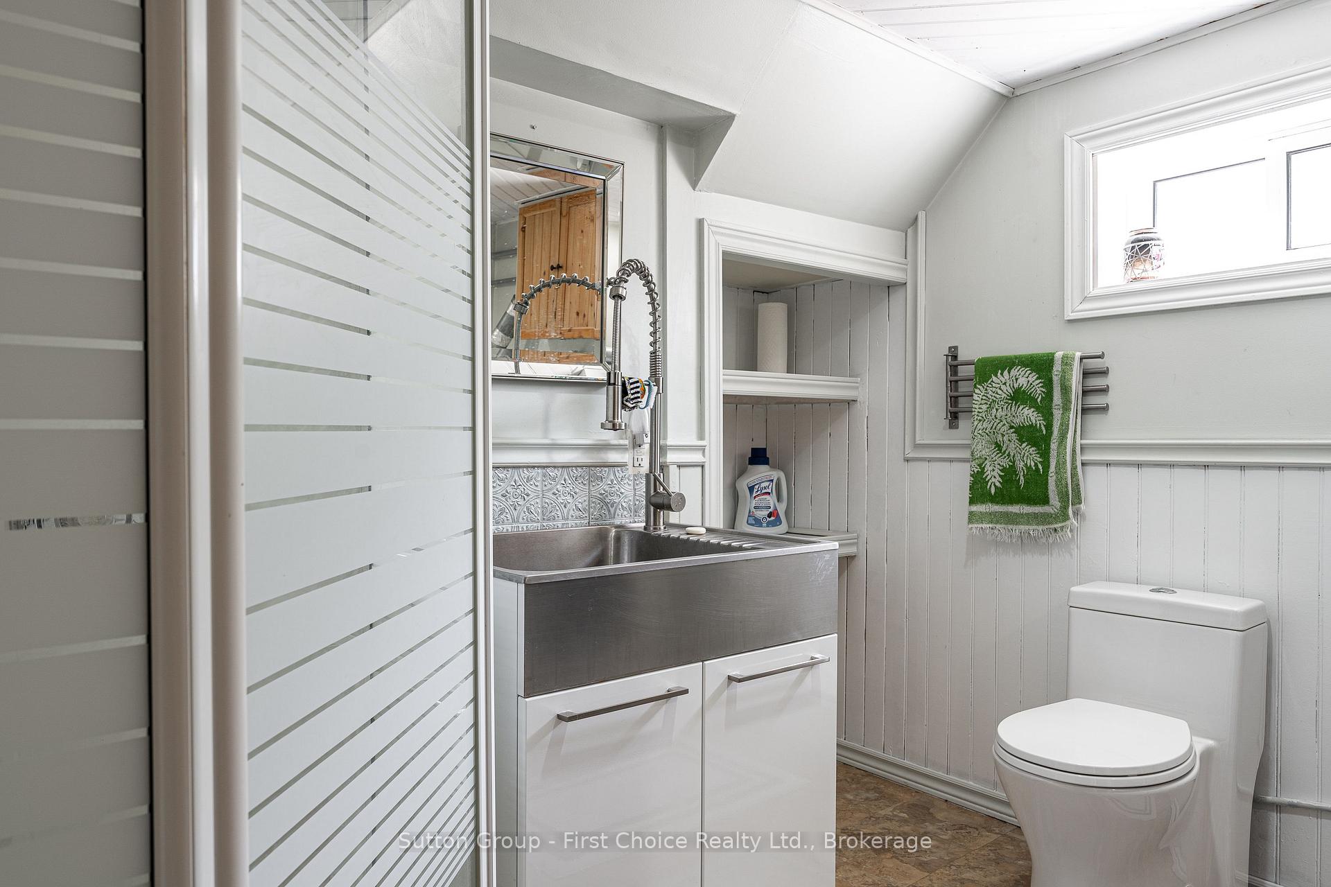 Photo 23 of 127 Henry Street, West Perth, Mitchell — HOMEH