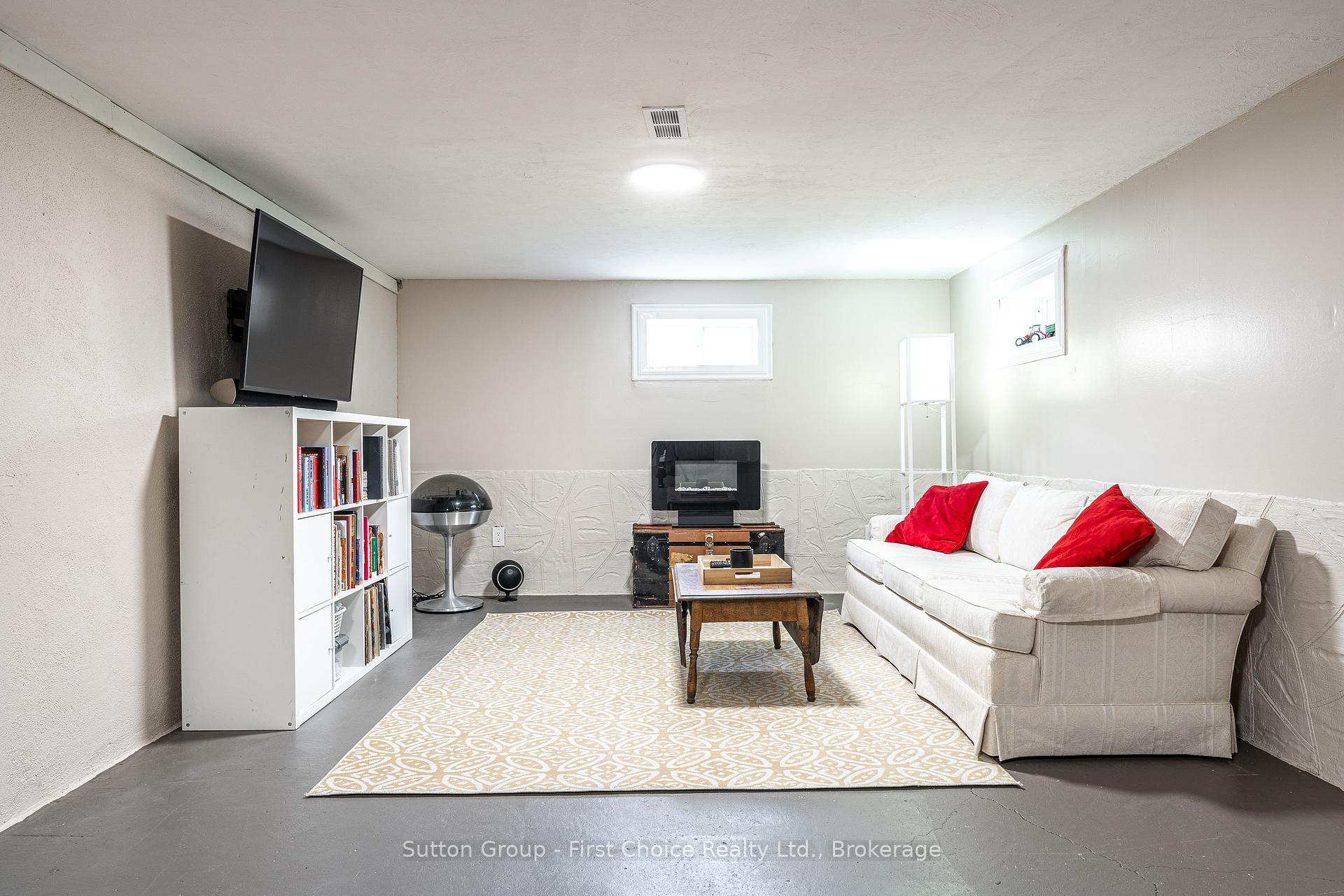 Photo 25 of 127 Henry Street, West Perth, Mitchell — HOMEH