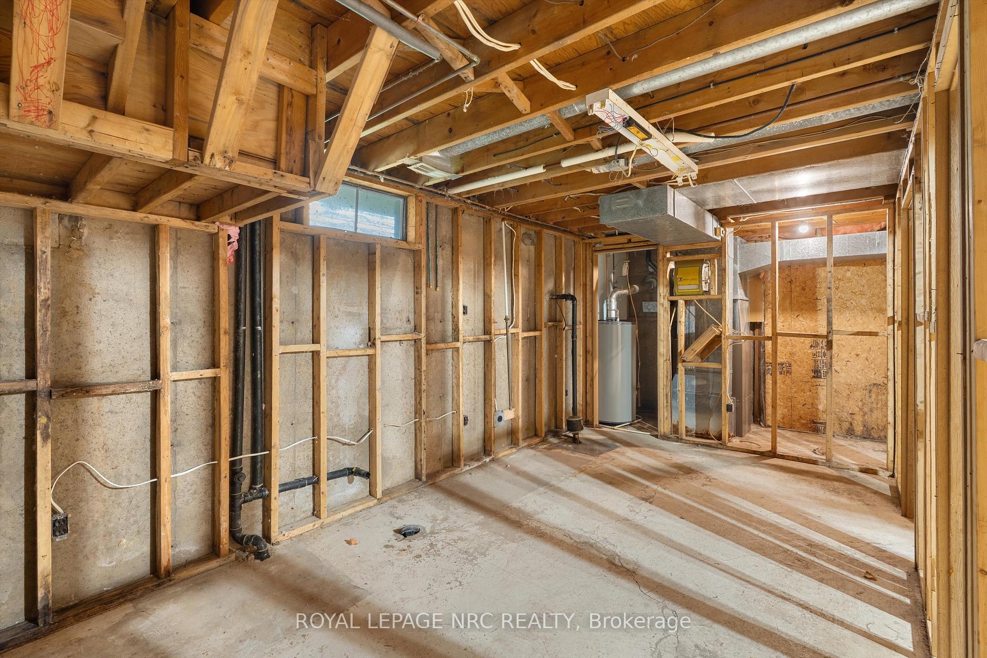 Photo 29 of 5 Fallingbrook Drive, Pelham, Fonthill — HOMEH
