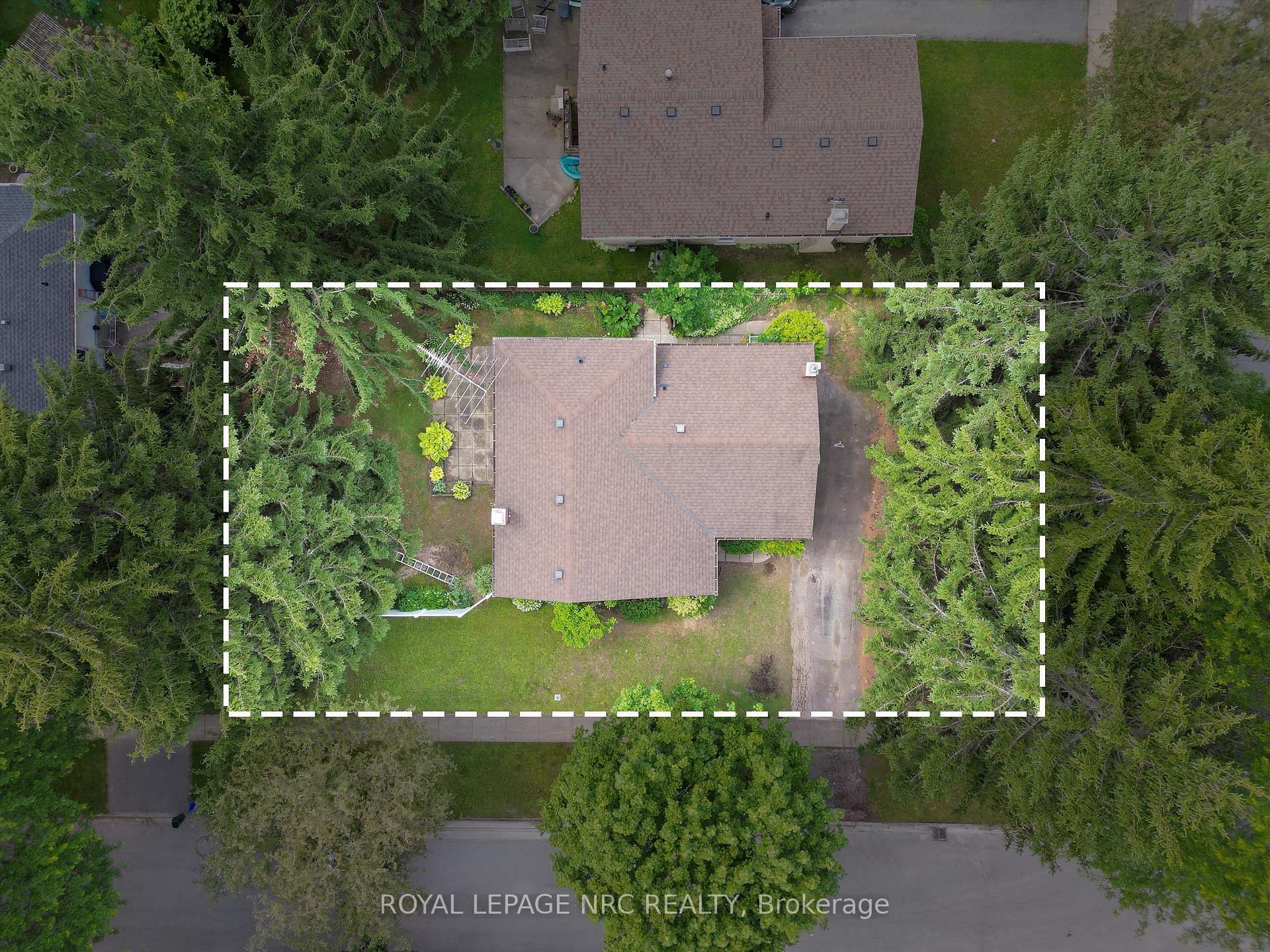 Photo 35 of 5 Fallingbrook Drive, Pelham, Fonthill — HOMEH