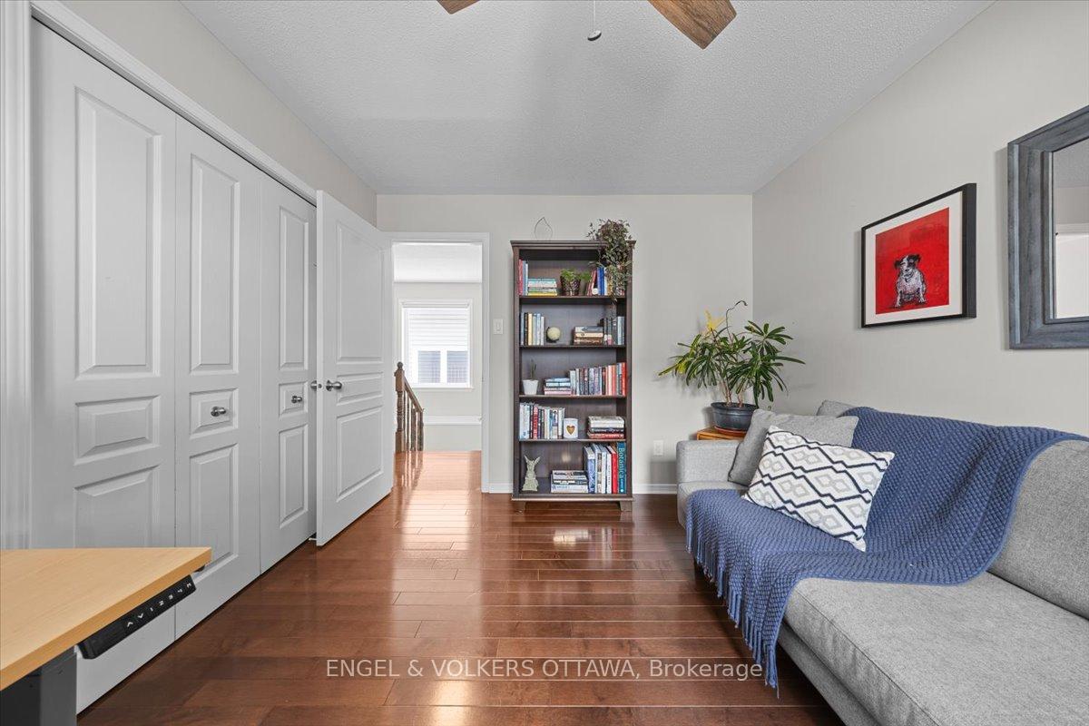 Photo 25 of 220 Harthill Way, Ottawa, Barrhaven - Heritage Park — HOMEH