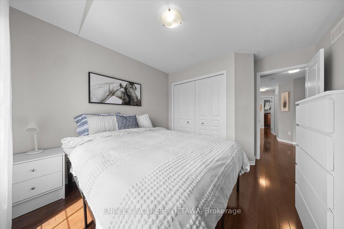 Photo 27 of 220 Harthill Way, Ottawa, Barrhaven - Heritage Park — HOMEH
