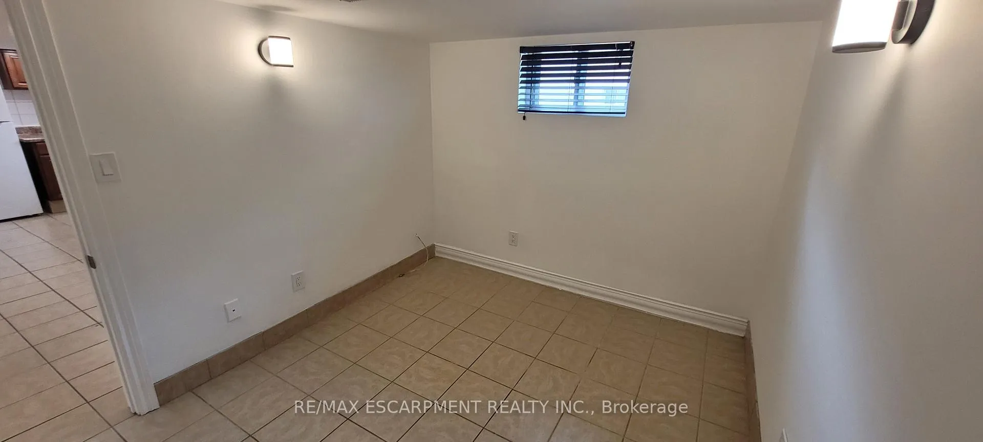 Photo 36 of Unit Lower Level, 98 Limeridge Road E, Hamilton, Greeningdon — HOMEH