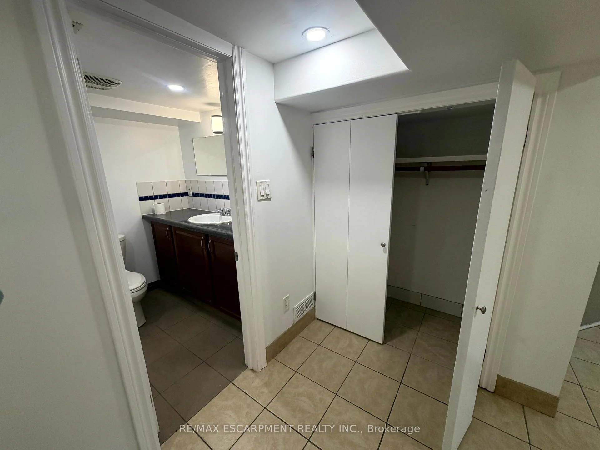 Photo 32 of Unit Lower Level, 98 Limeridge Road E, Hamilton, Greeningdon — HOMEH