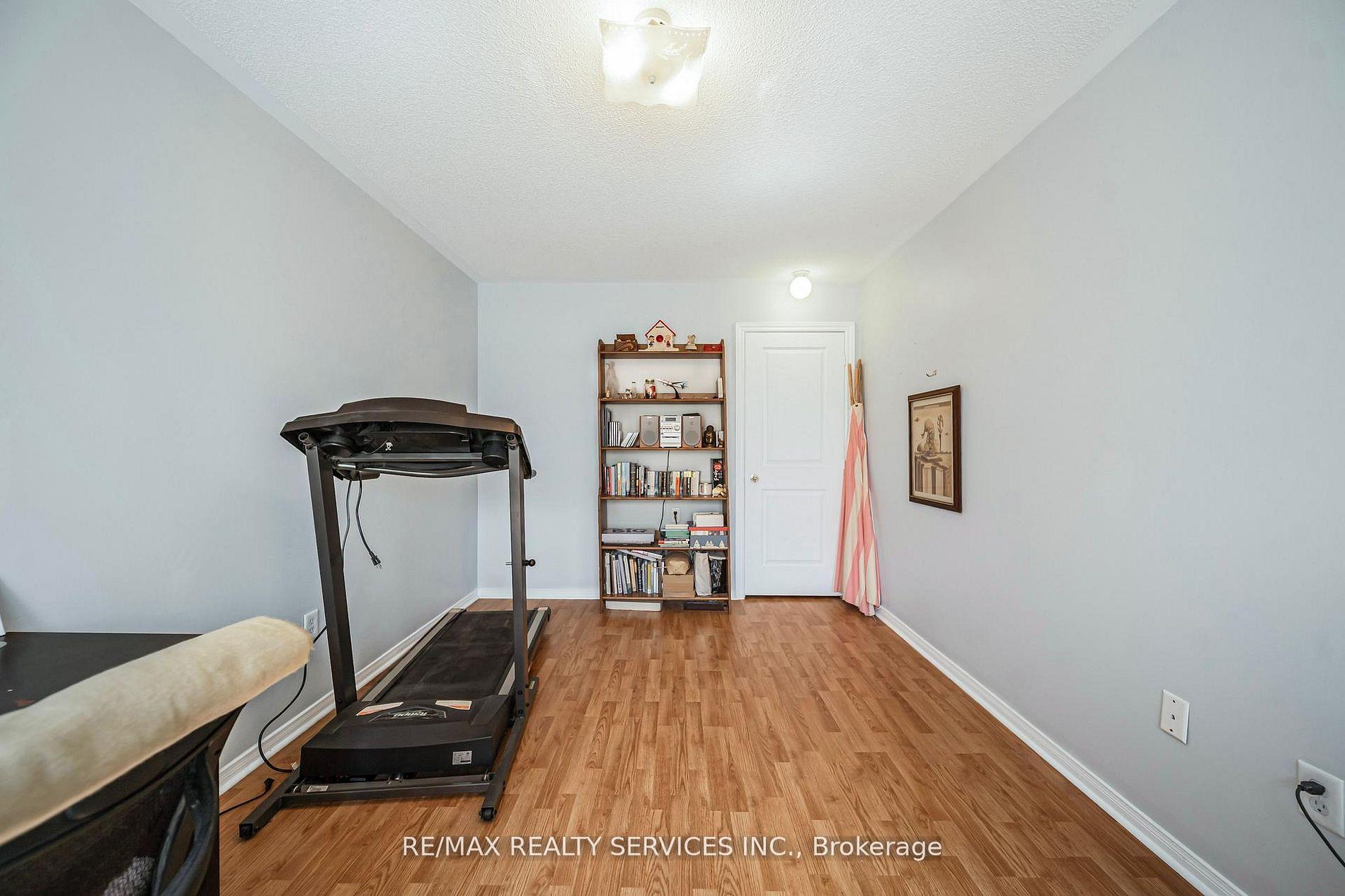 Photo 30 of 81 Roadmaster Lane, Brampton, Fletcher's Meadow — HOMEH