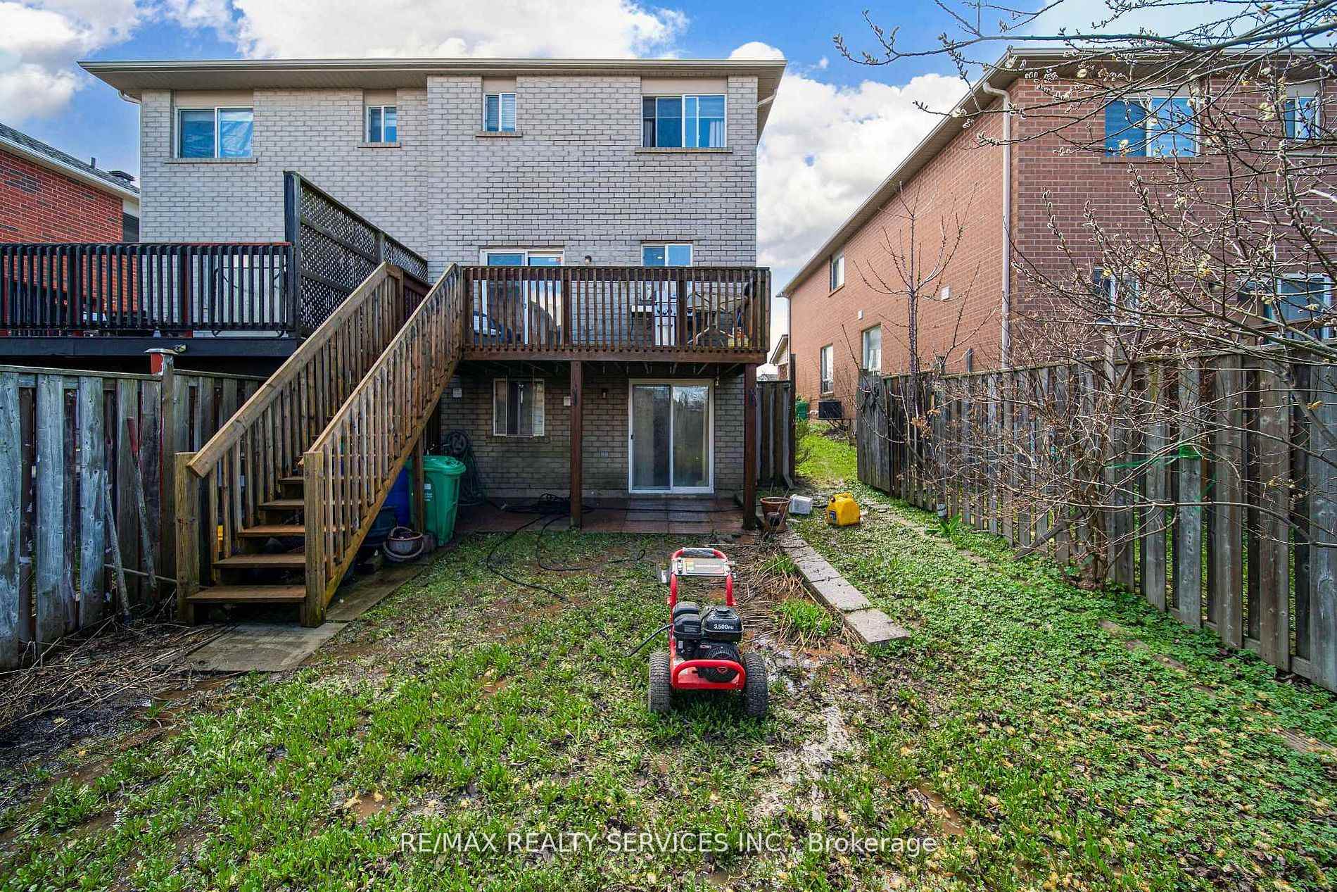 Photo 44 of 81 Roadmaster Lane, Brampton, Fletcher's Meadow — HOMEH