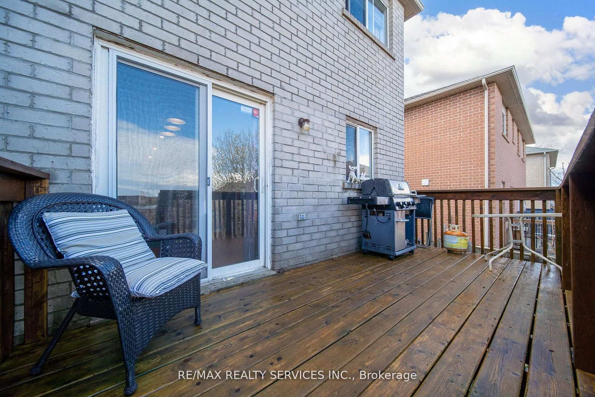 Photo 45 of 81 Roadmaster Lane, Brampton, Fletcher's Meadow — HOMEH