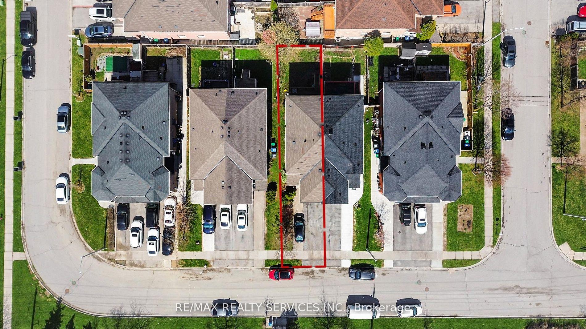 Photo 49 of 81 Roadmaster Lane, Brampton, Fletcher's Meadow — HOMEH