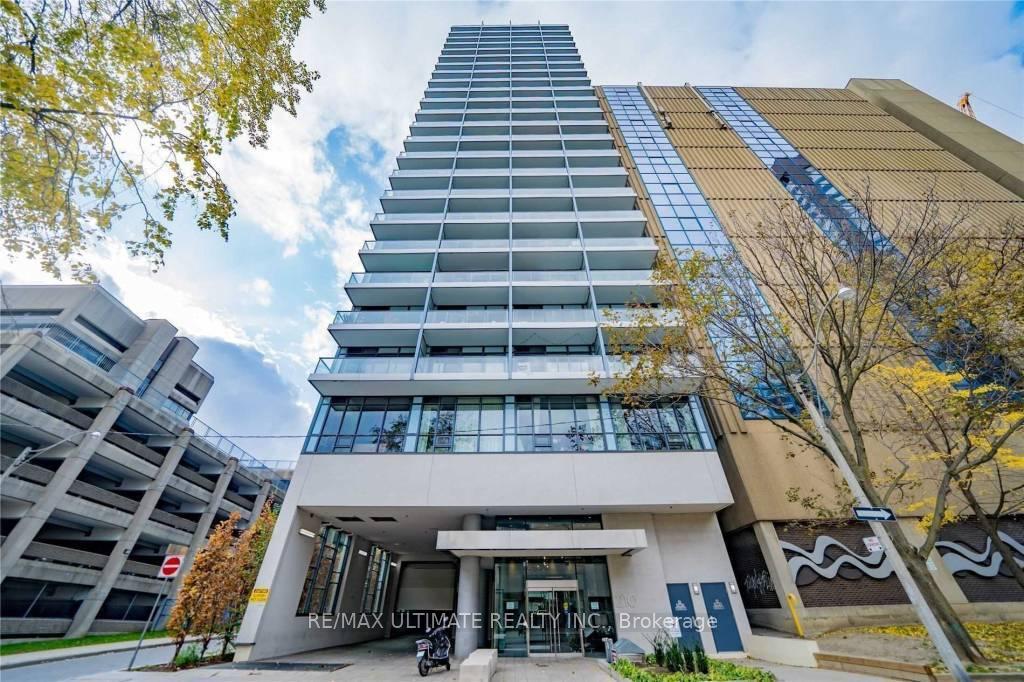 Photo 2 of Unit 2002, 210 Simcoe Street, Toronto, Kensington-Chinatown — HOMEH