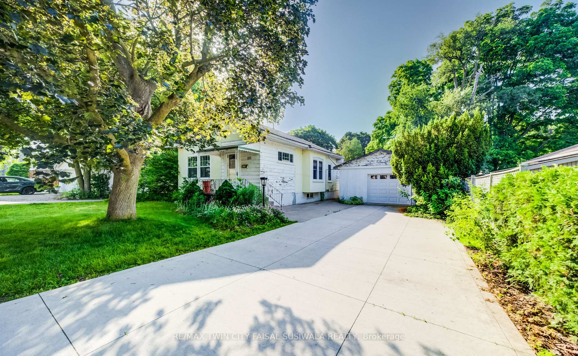 Photo 2 of 111 Pinewood Avenue, Cambridge, Lang's Farm — HOMEH