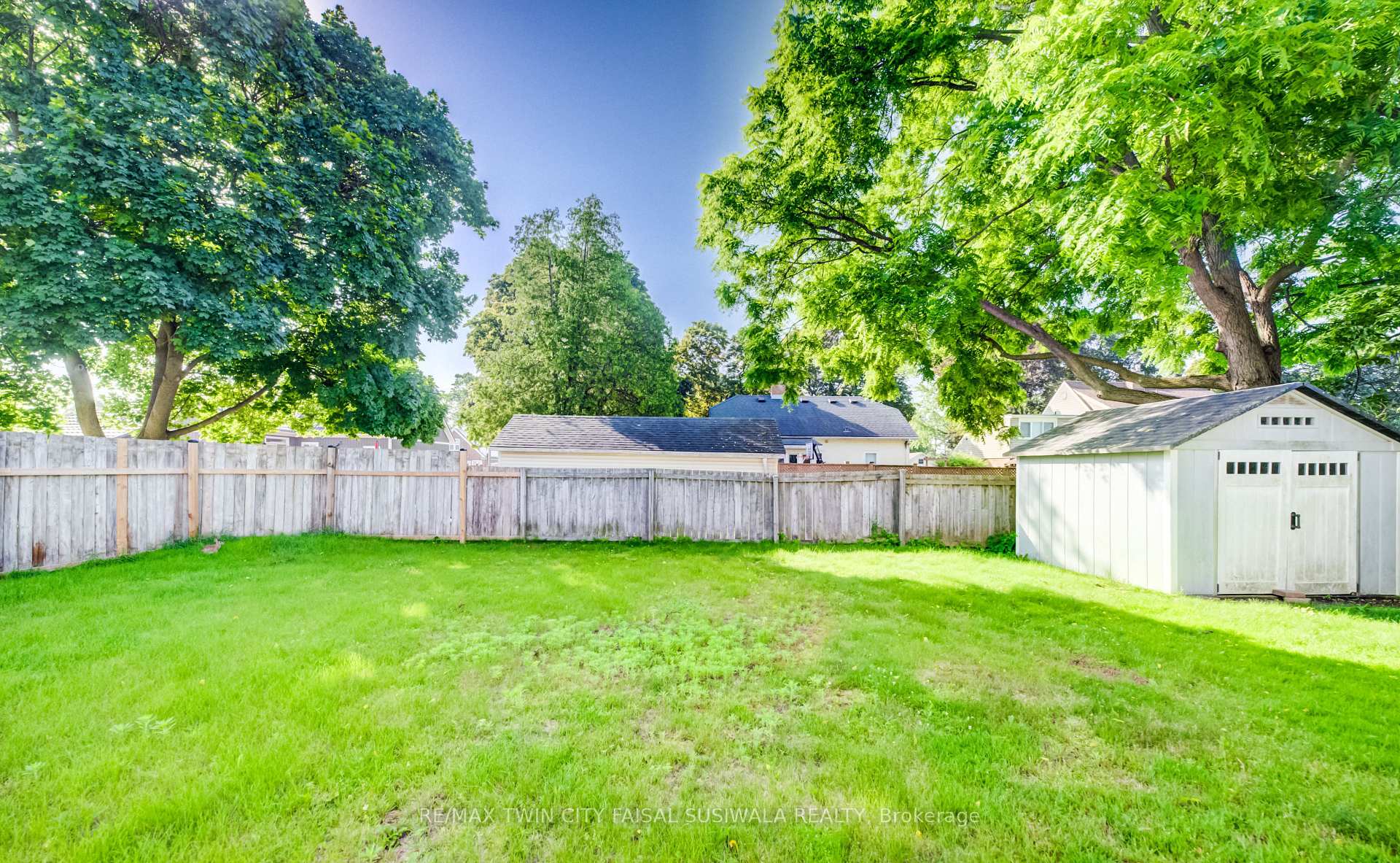 Photo 6 of 111 Pinewood Avenue, Cambridge, Lang's Farm — HOMEH