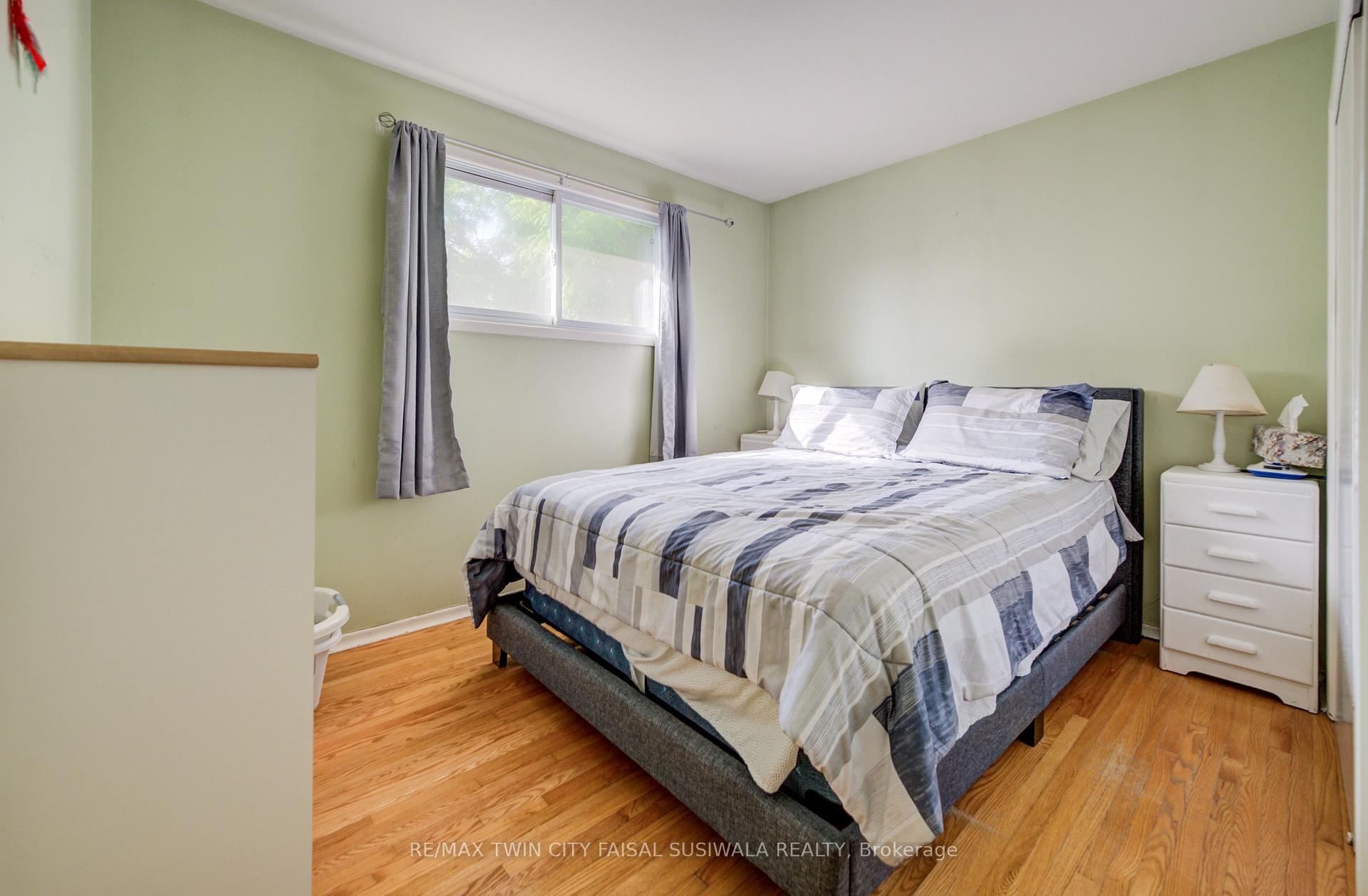 Photo 18 of 111 Pinewood Avenue, Cambridge, Lang's Farm — HOMEH