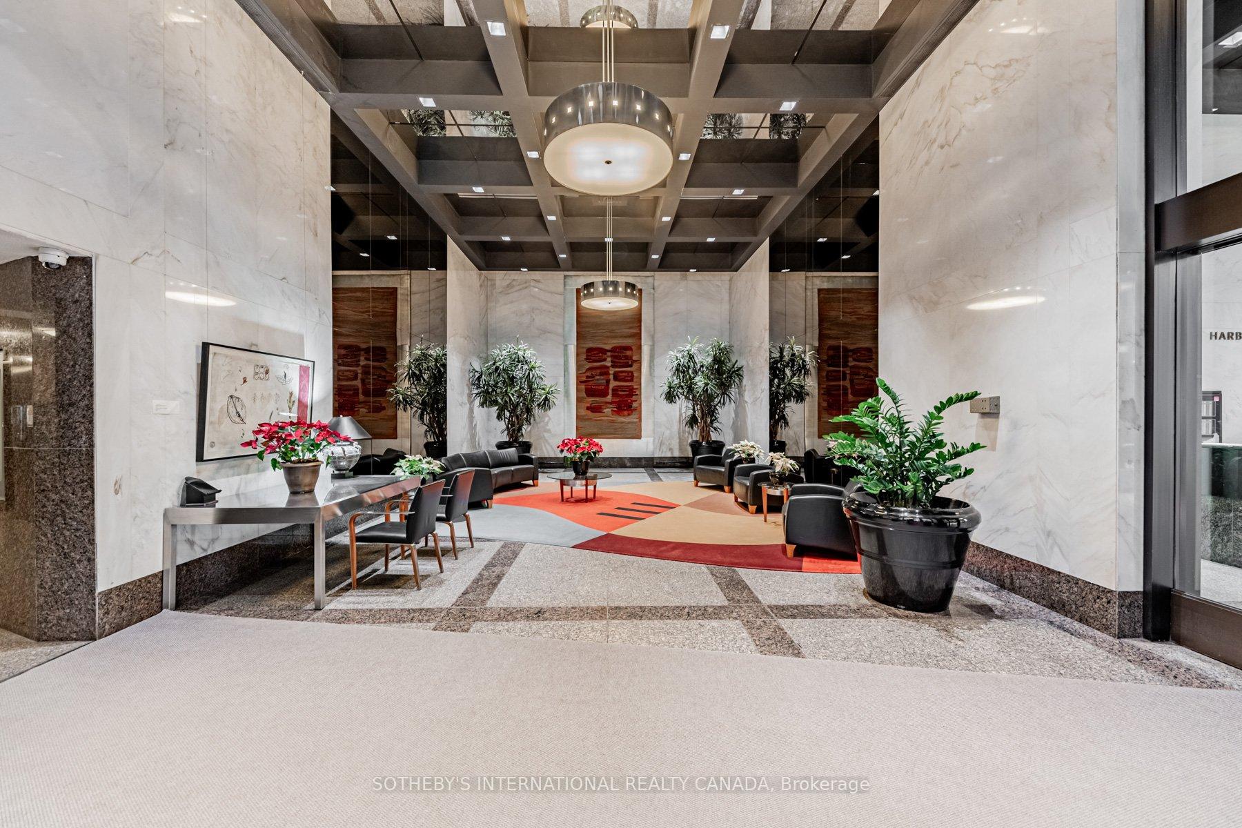 Photo 3 of Unit 1008, 33 Harbour Square, Toronto, Waterfront Communities — HOMEH