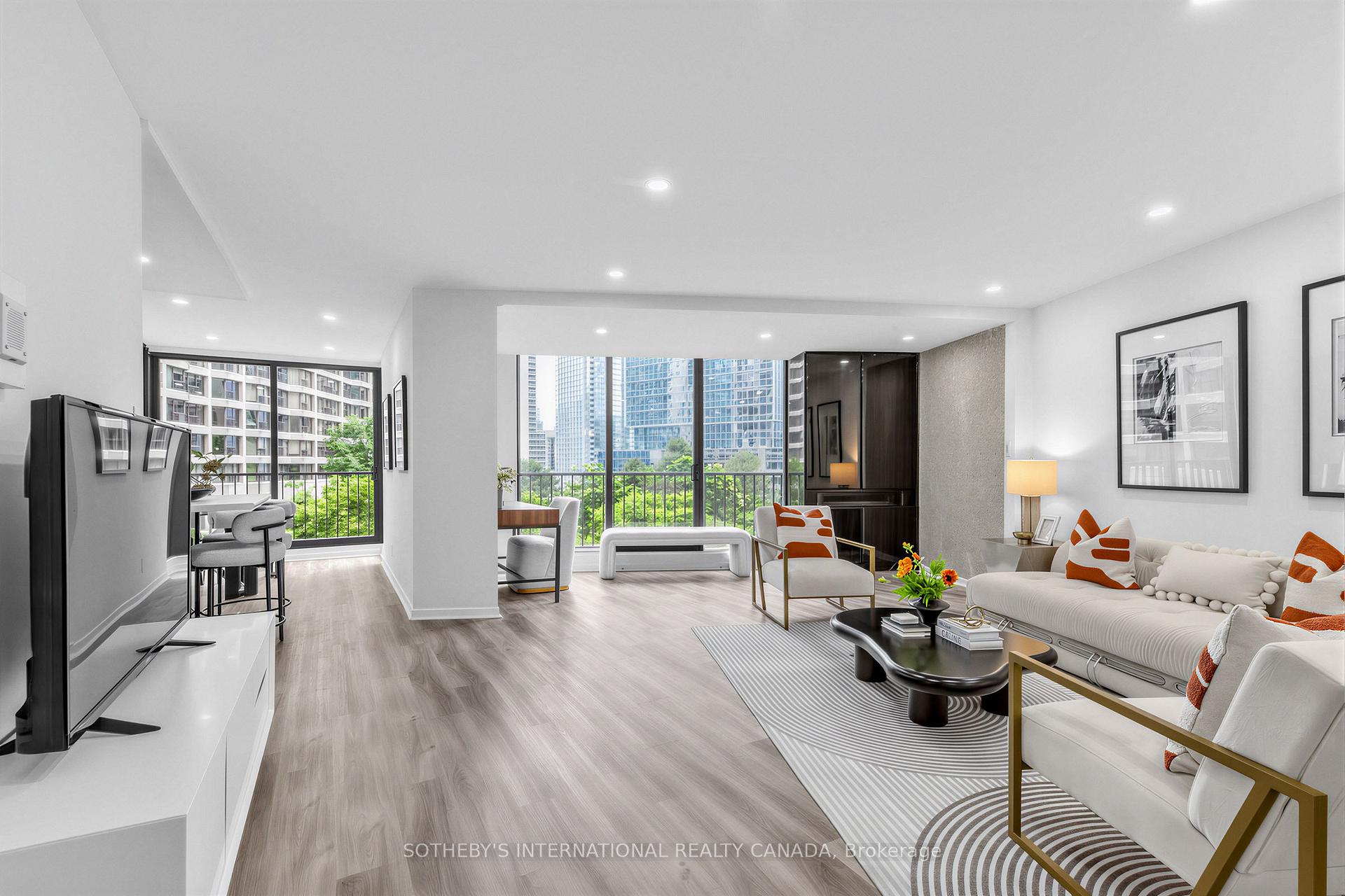 Photo 6 of Unit 1008, 33 Harbour Square, Toronto, Waterfront Communities — HOMEH