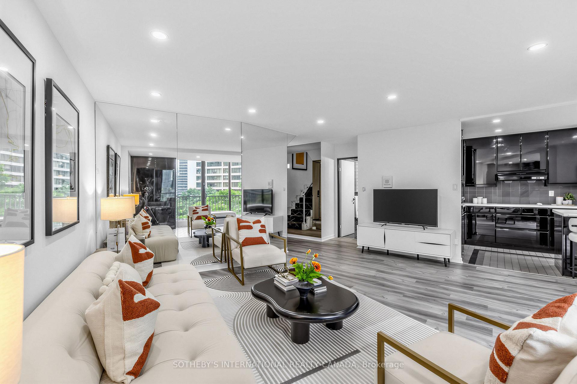 Photo 9 of Unit 1008, 33 Harbour Square, Toronto, Waterfront Communities — HOMEH
