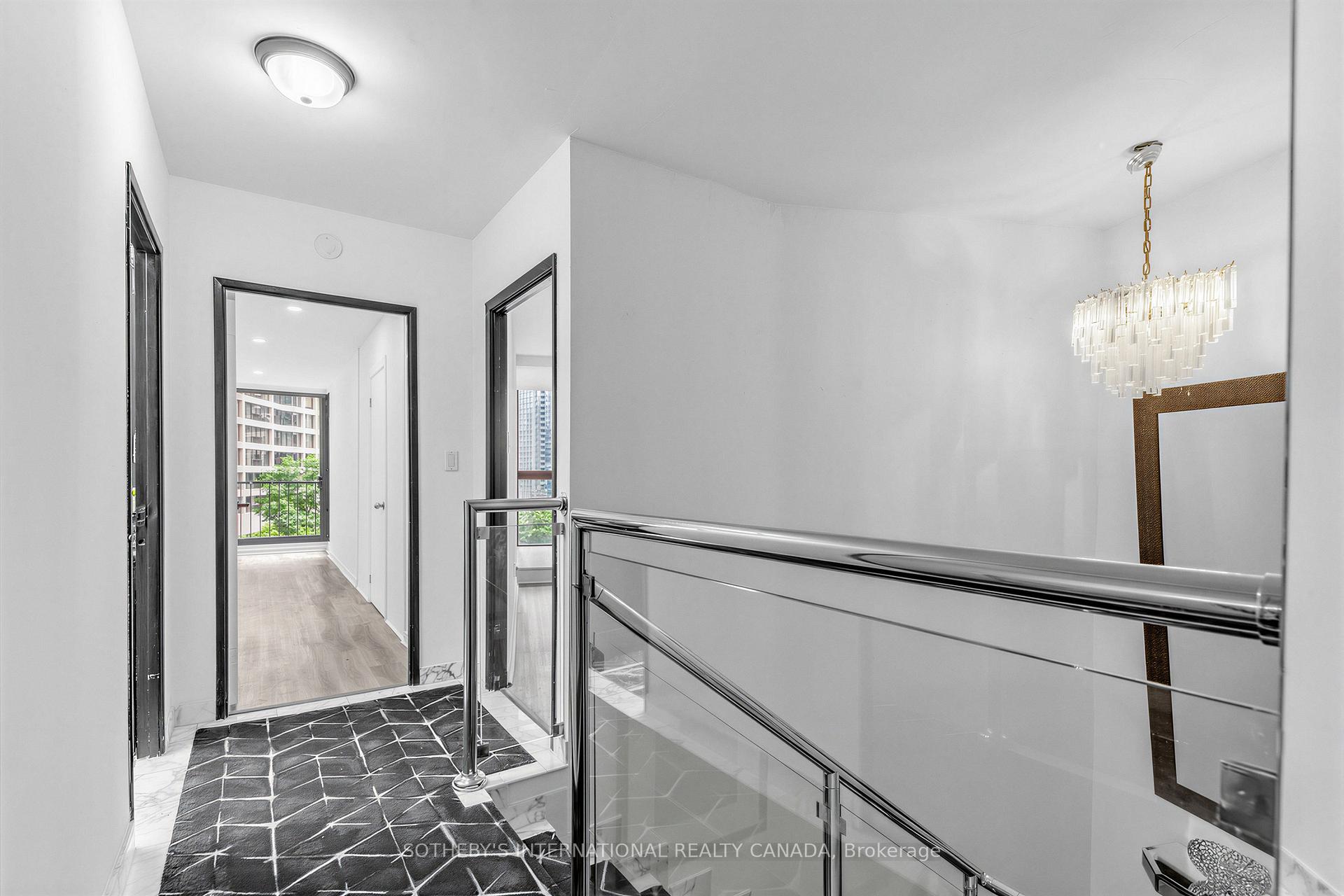 Photo 24 of Unit 1008, 33 Harbour Square, Toronto, Waterfront Communities — HOMEH