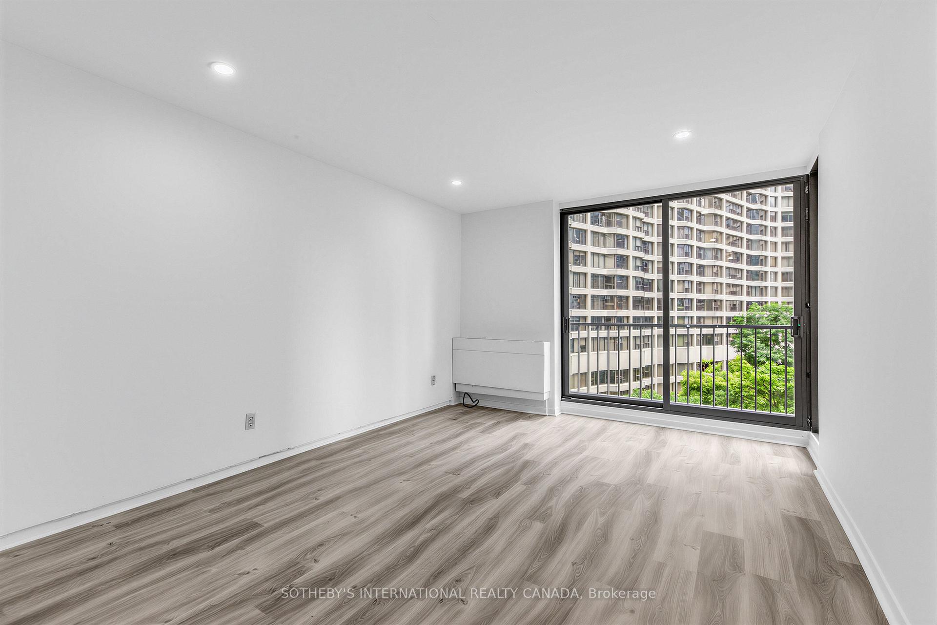 Photo 27 of Unit 1008, 33 Harbour Square, Toronto, Waterfront Communities — HOMEH