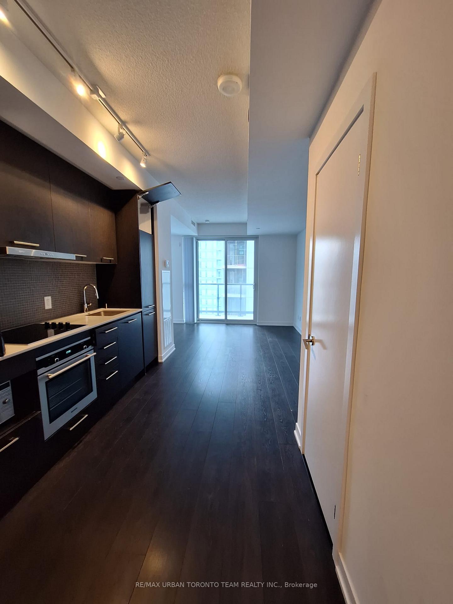 Photo 2 of Unit 3311, 87 Peter Street, Toronto, Waterfront Communities — HOMEH