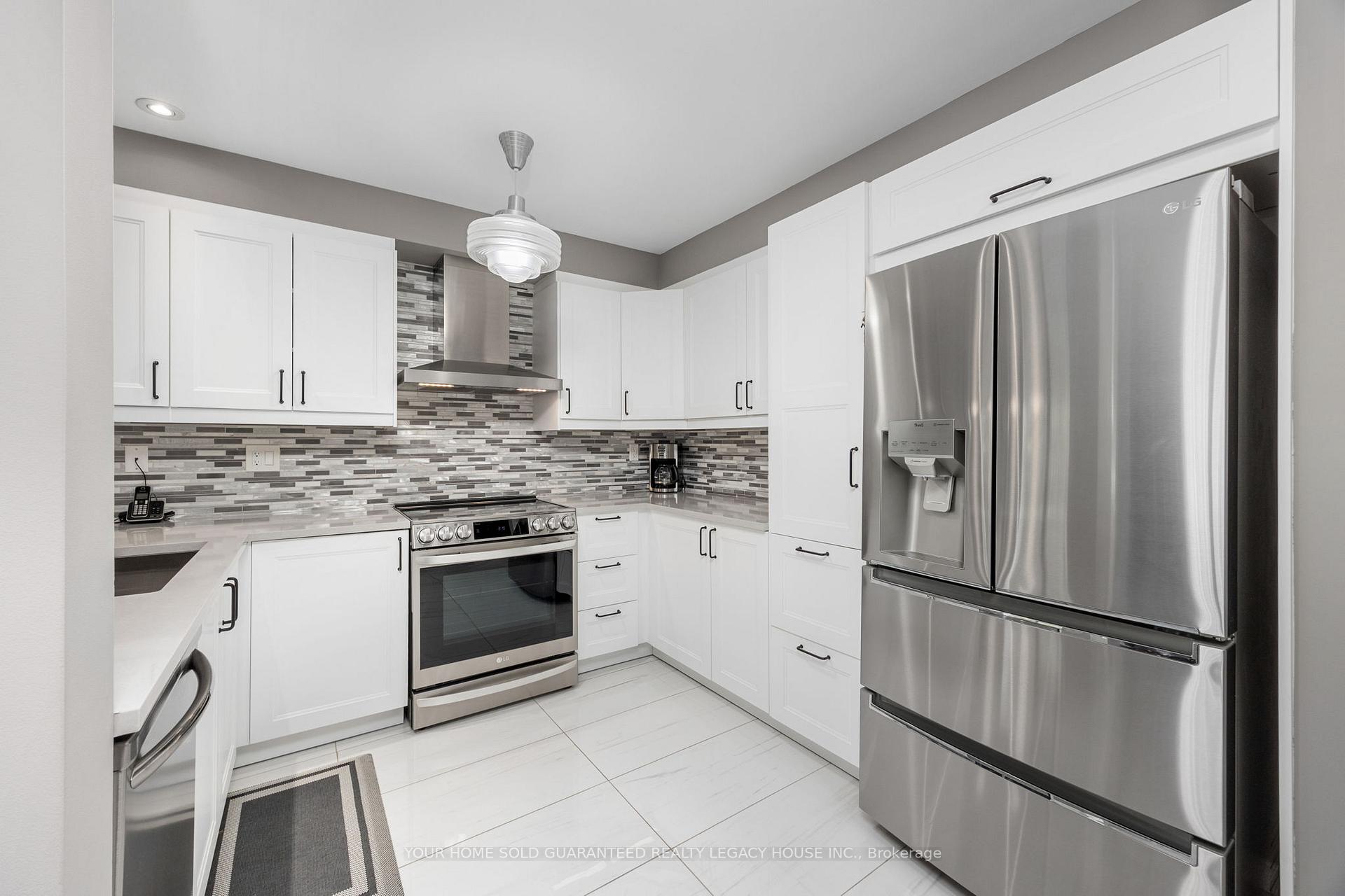 Photo 5 of 105 Knoll Haven Circle, Caledon, Bolton North — HOMEH