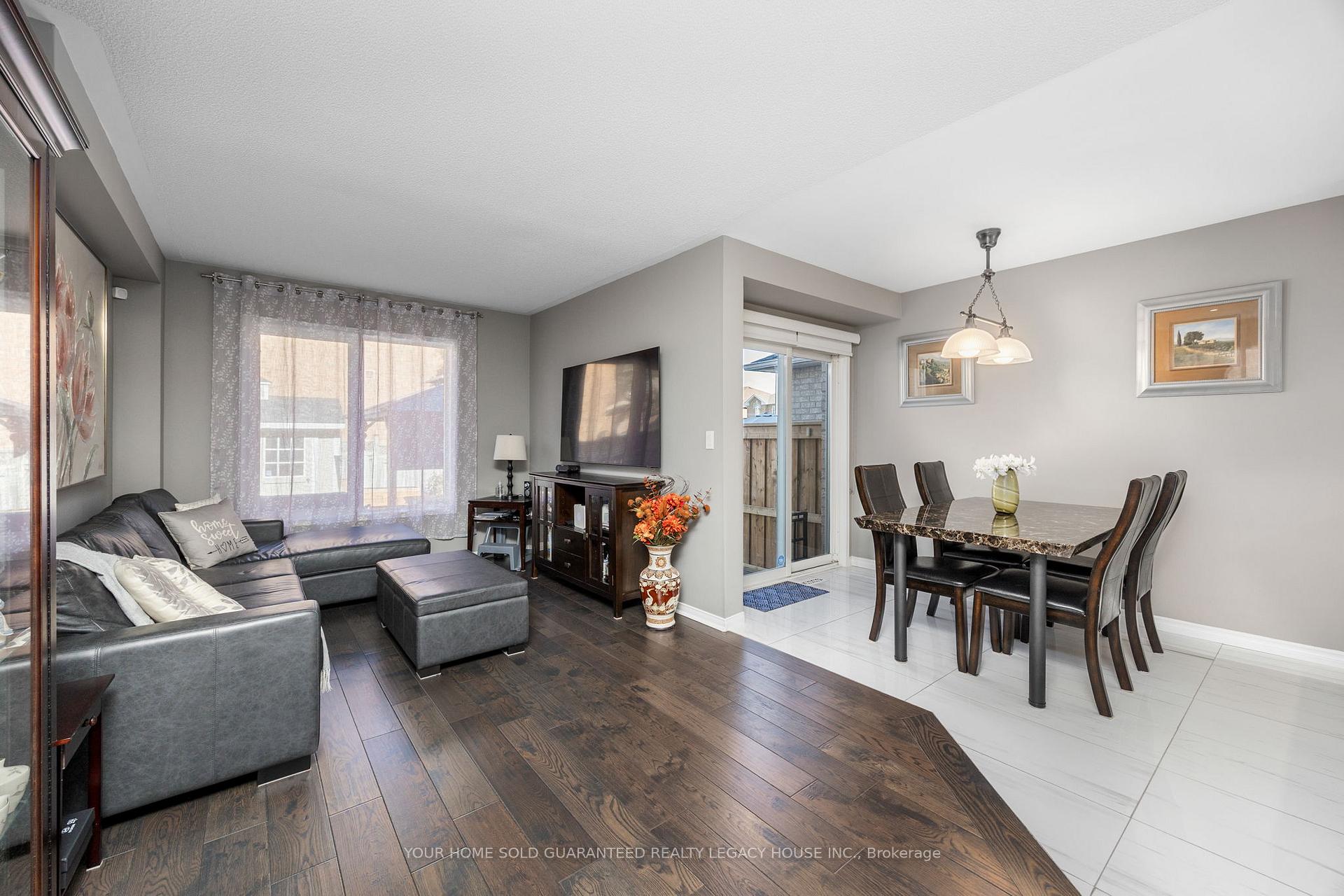 Photo 11 of 105 Knoll Haven Circle, Caledon, Bolton North — HOMEH