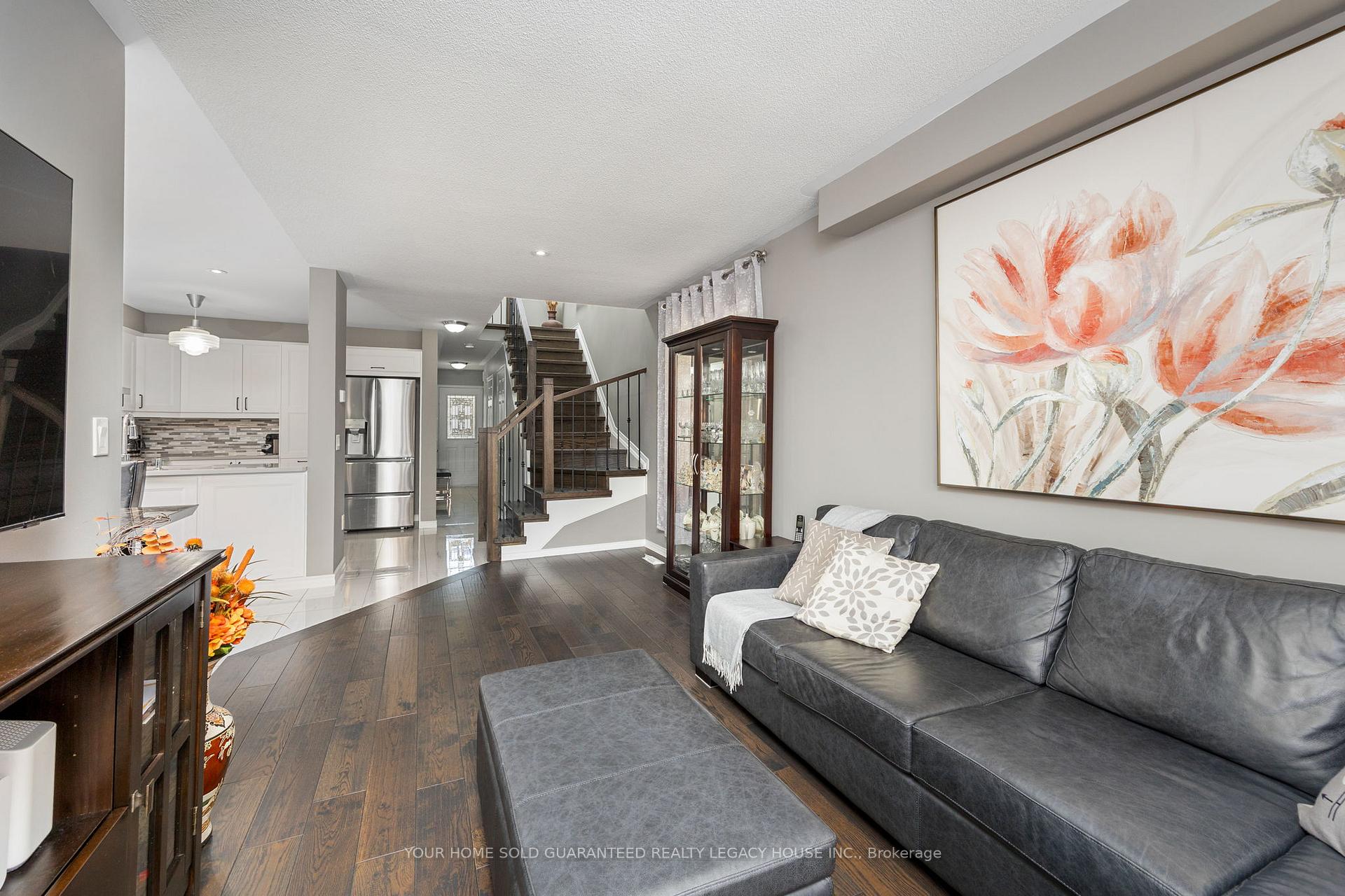 Photo 12 of 105 Knoll Haven Circle, Caledon, Bolton North — HOMEH