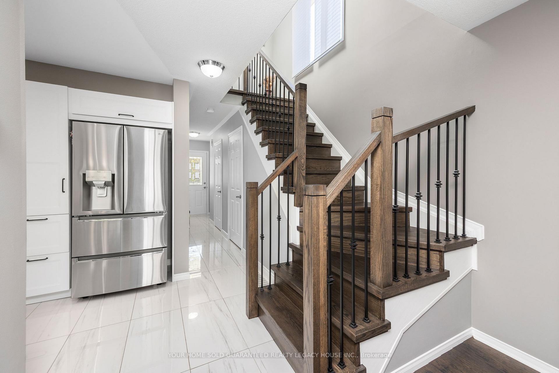 Photo 13 of 105 Knoll Haven Circle, Caledon, Bolton North — HOMEH