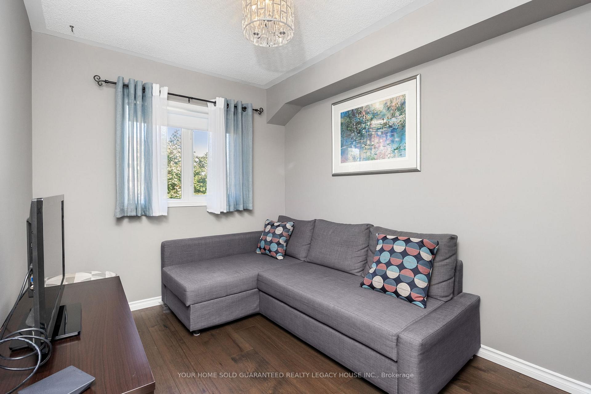 Photo 22 of 105 Knoll Haven Circle, Caledon, Bolton North — HOMEH