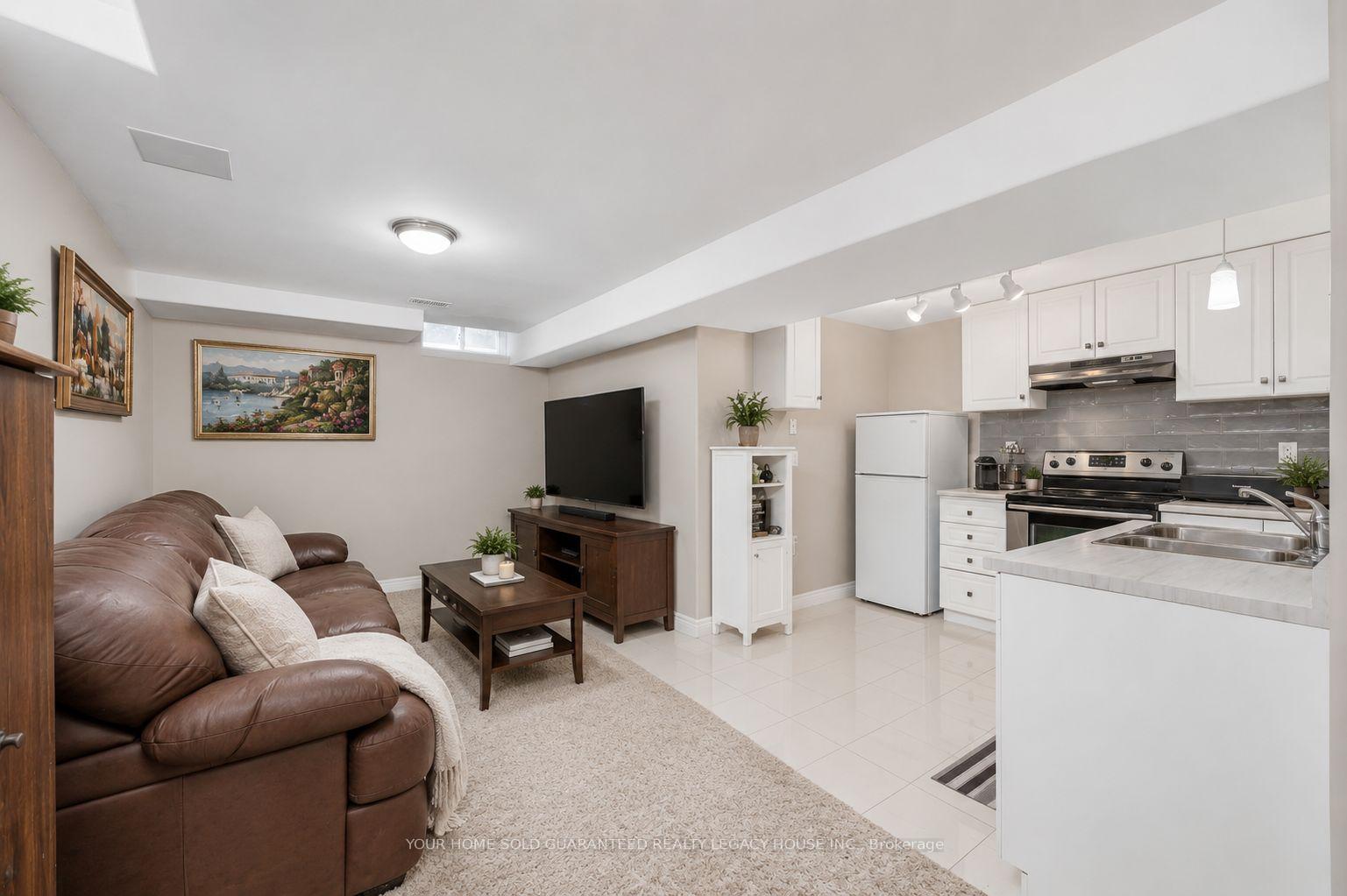 Photo 24 of 105 Knoll Haven Circle, Caledon, Bolton North — HOMEH