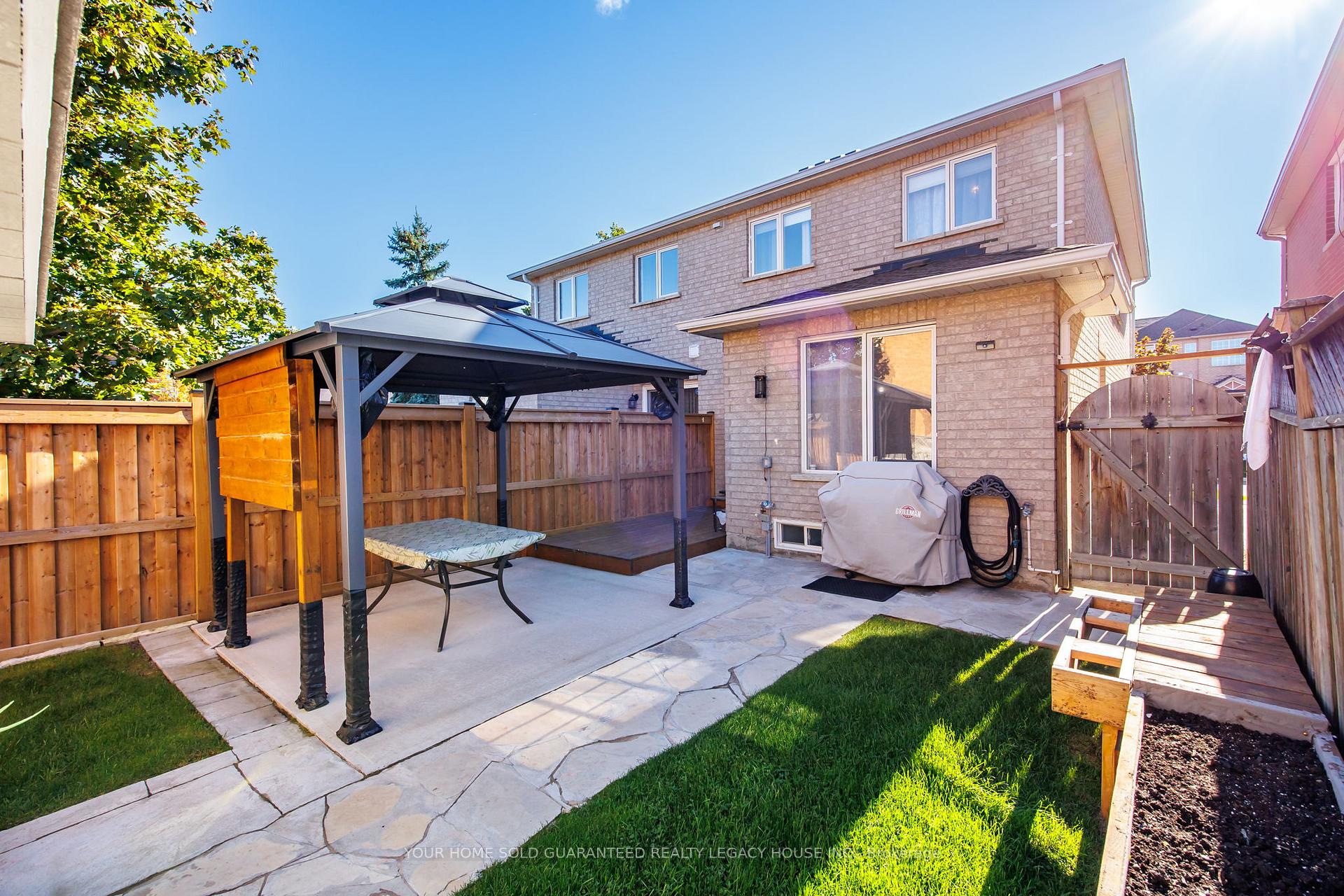 Photo 30 of 105 Knoll Haven Circle, Caledon, Bolton North — HOMEH