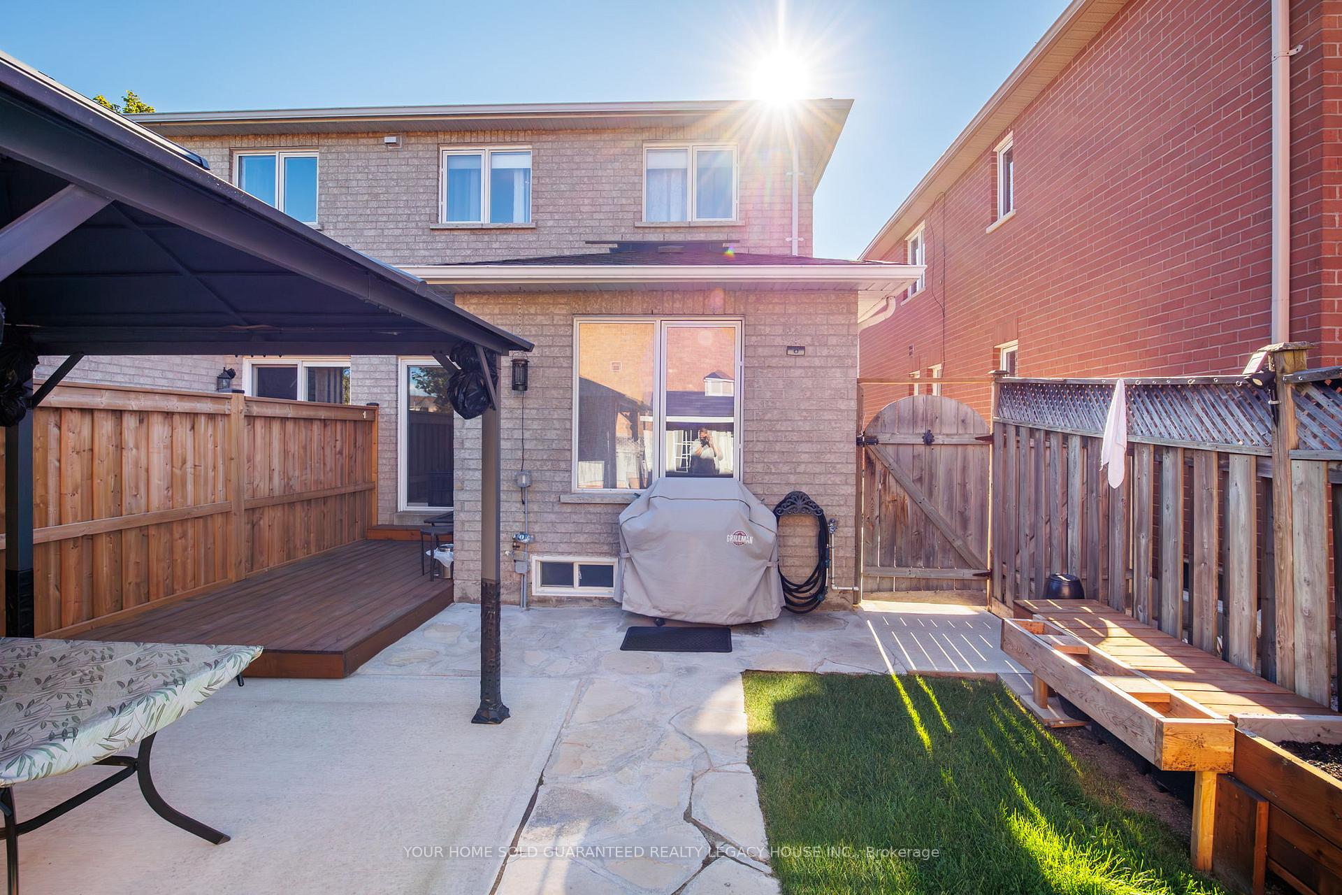 Photo 32 of 105 Knoll Haven Circle, Caledon, Bolton North — HOMEH