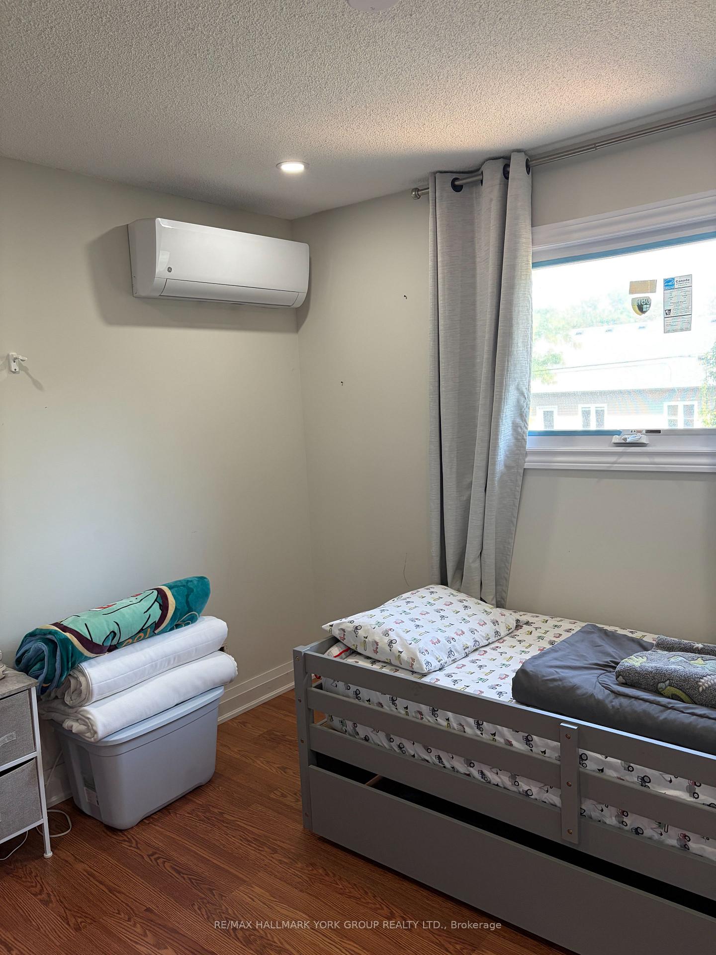 Photo 9 of 276 Glenwoods Avenue, Georgina, Keswick South — HOMEH