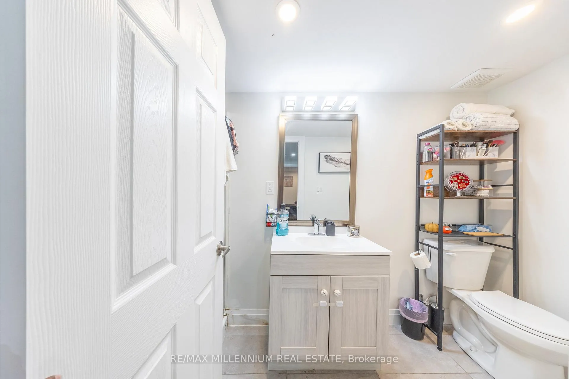 Photo 18 of 44 Oren Boulevard, Barrie, Sunnidale — HOMEH