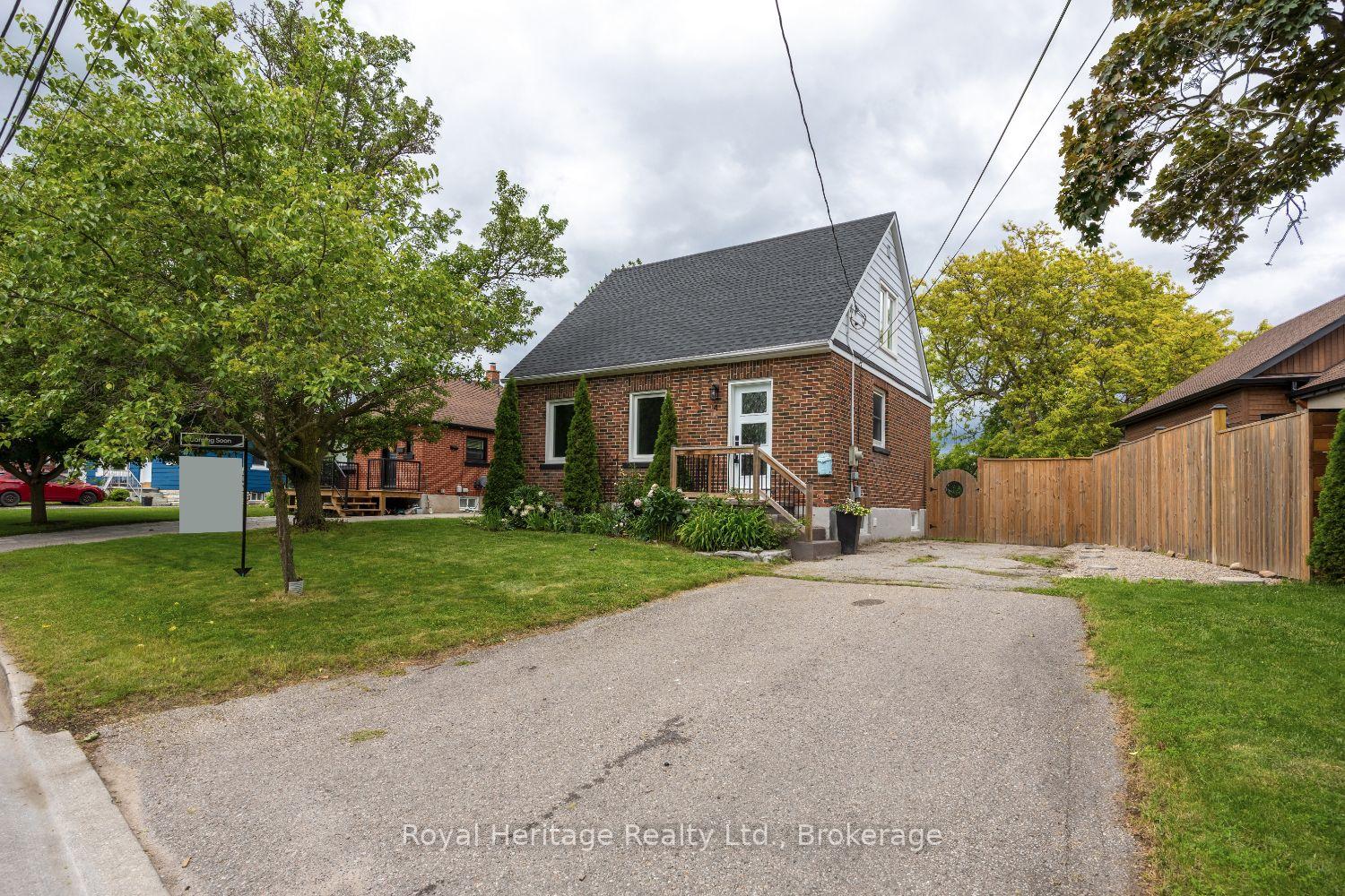 Photo 2 of 4 Jane Street, Clarington, Bowmanville — HOMEH