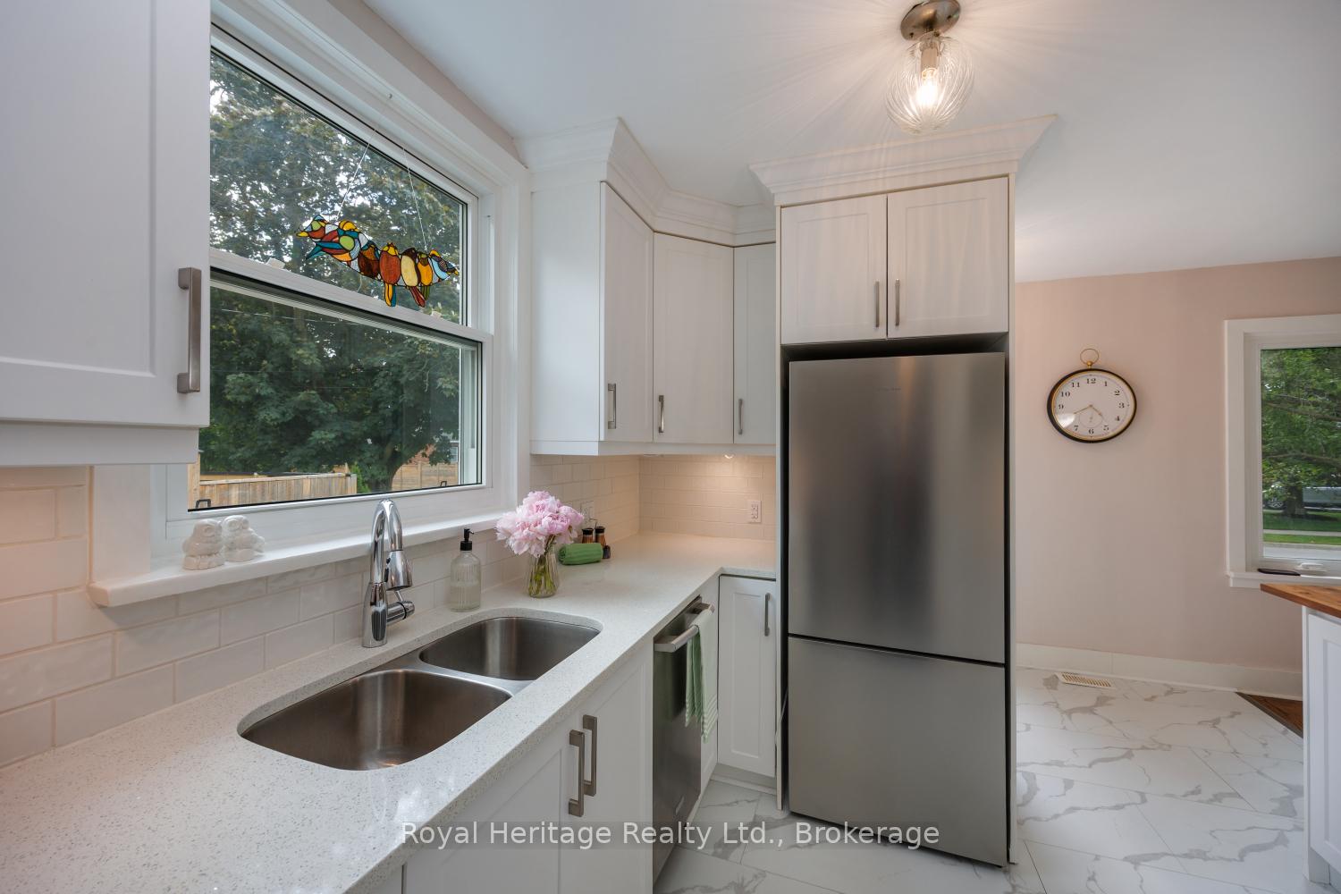 Photo 13 of 4 Jane Street, Clarington, Bowmanville — HOMEH