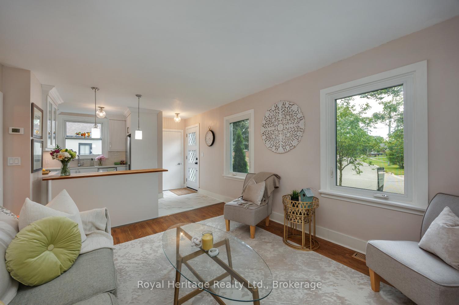 Photo 15 of 4 Jane Street, Clarington, Bowmanville — HOMEH