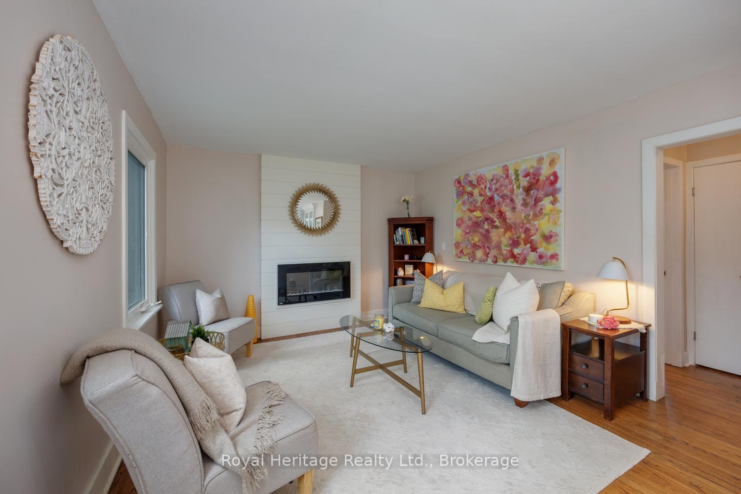 Photo 16 of 4 Jane Street, Clarington, Bowmanville — HOMEH